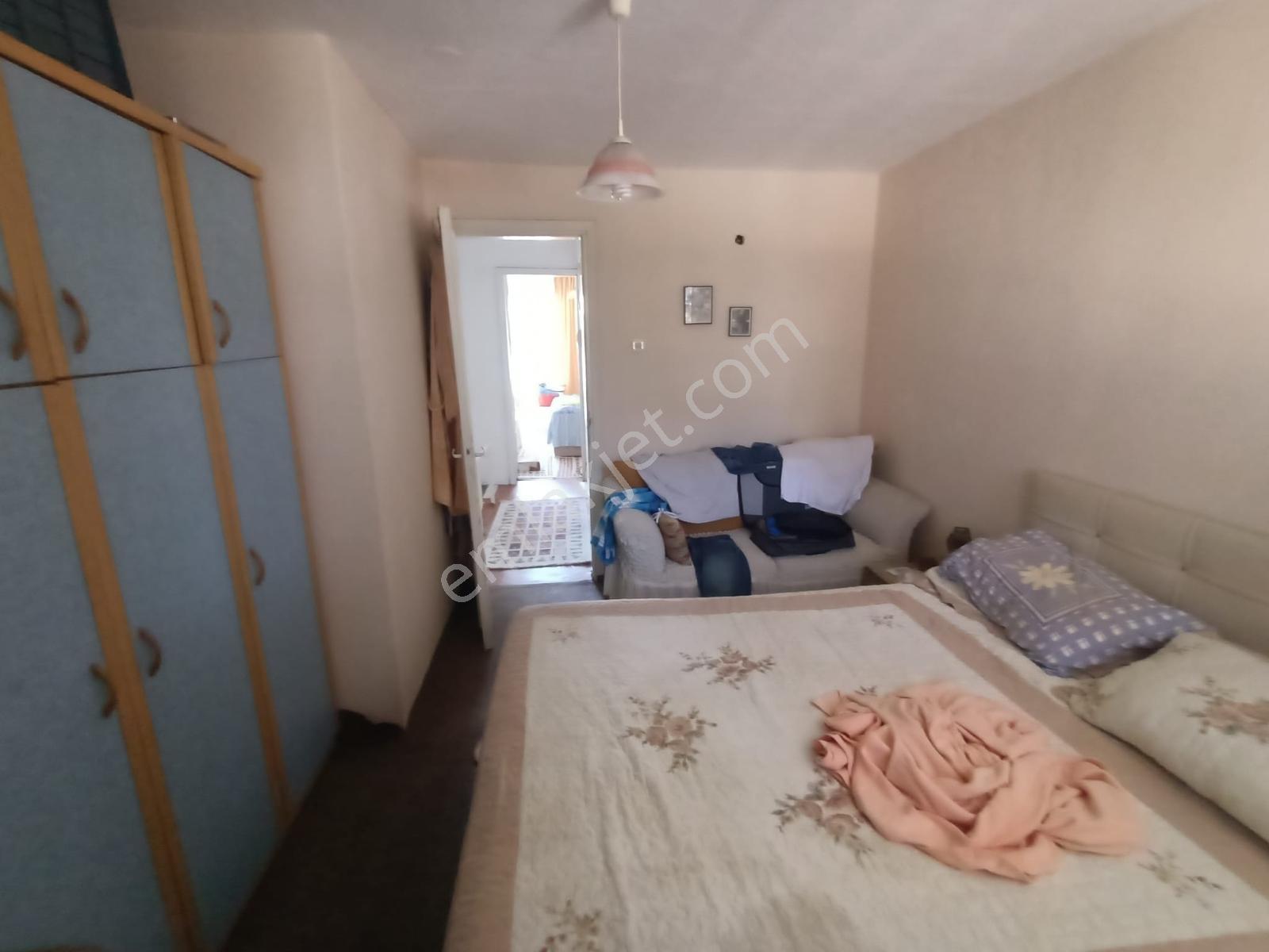 Site İçerisinde Denize Sıfır Dublex Full Eşyalı Kiralık Yazlık - Görsel 15