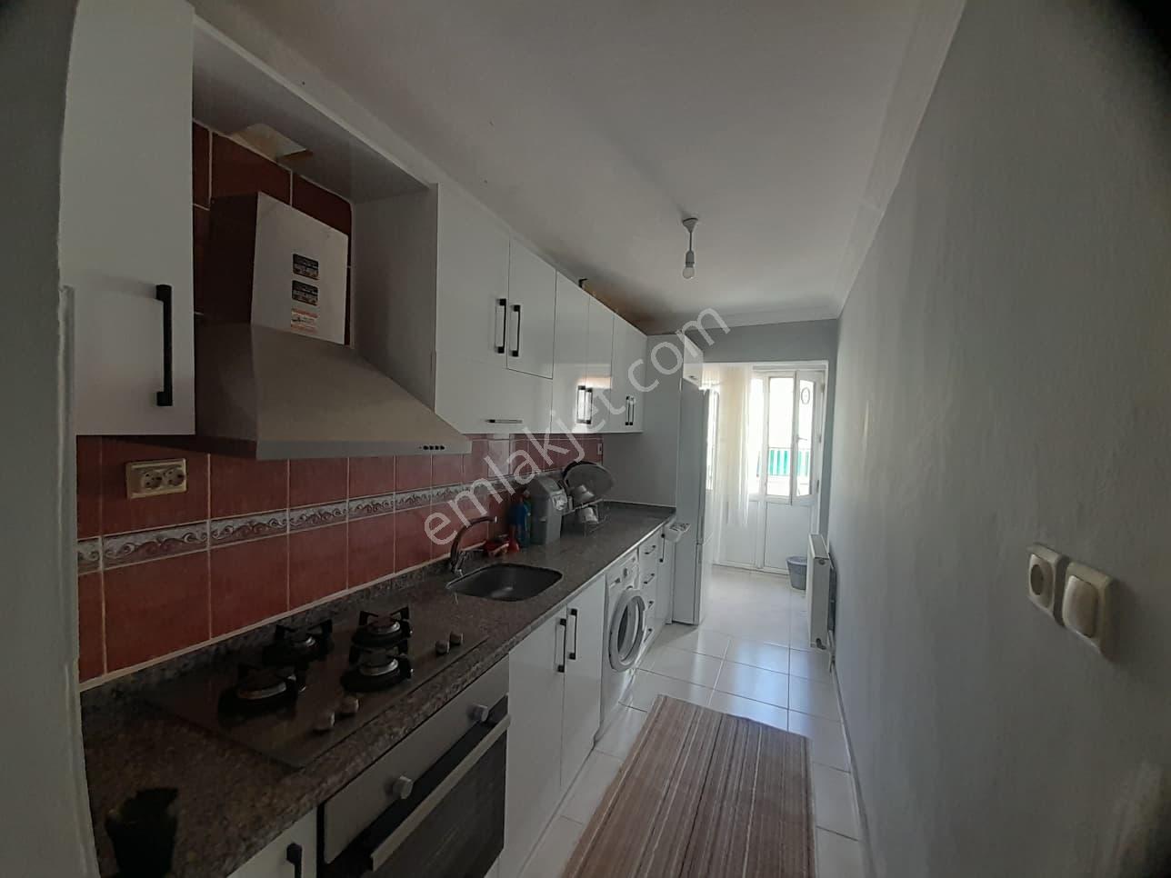 Gemlik Gazhane Cd'nde 2+1 Deniz Manz.kısmi Esyalı Satılık Daire - Görsel 3