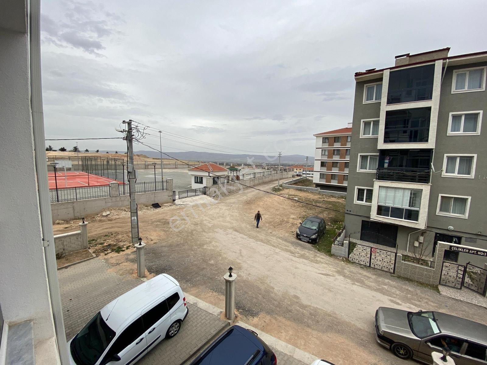 Pera'dan Emek Mh. Hobi Bahçeleri Yakını 2+1 Satılık Fırsat Daire - Görsel 12