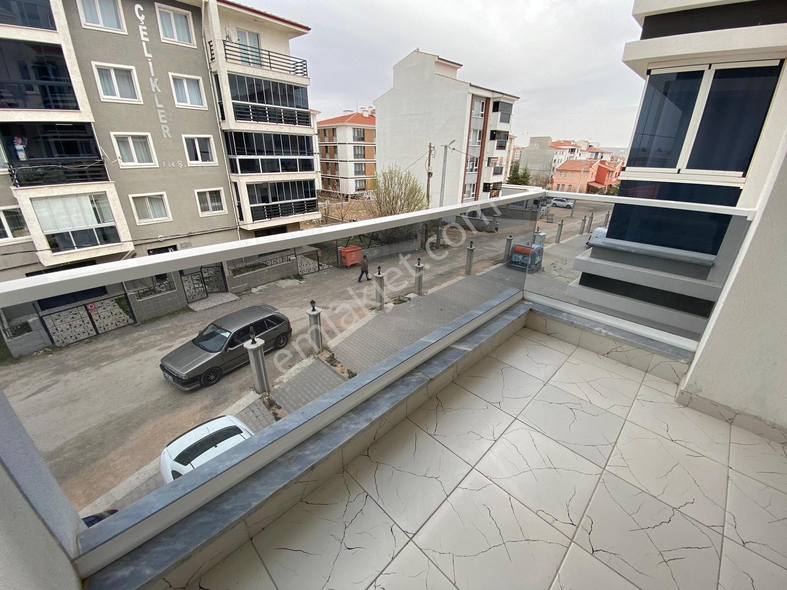 Pera'dan Emek Mh. Hobi Bahçeleri Yakını 2+1 Satılık Fırsat Daire - Görsel 10