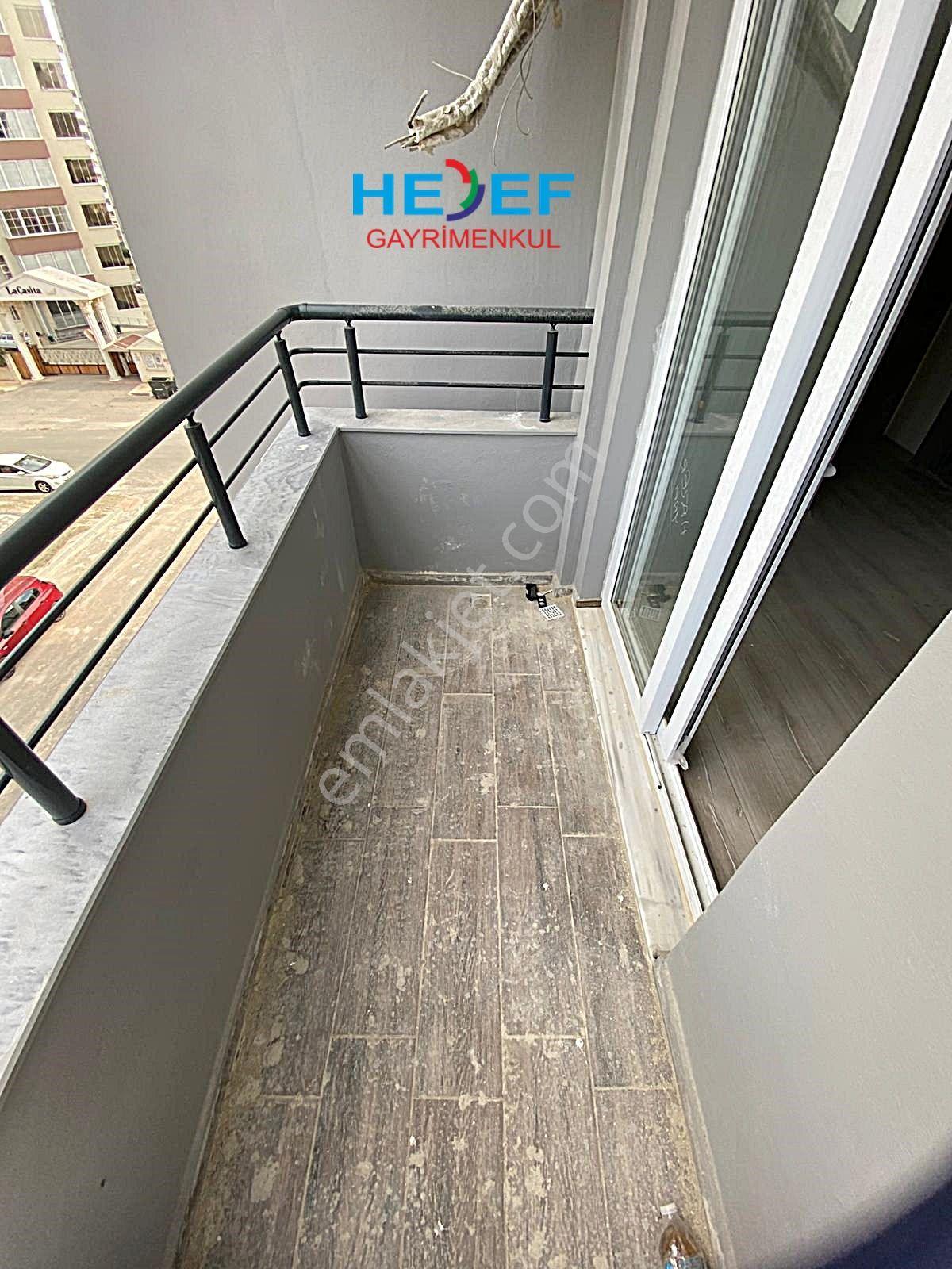 Hedef'ten Akdeniz Mah'de Site İçerisinde Havuzlu 4+1 Daire - Görsel 20