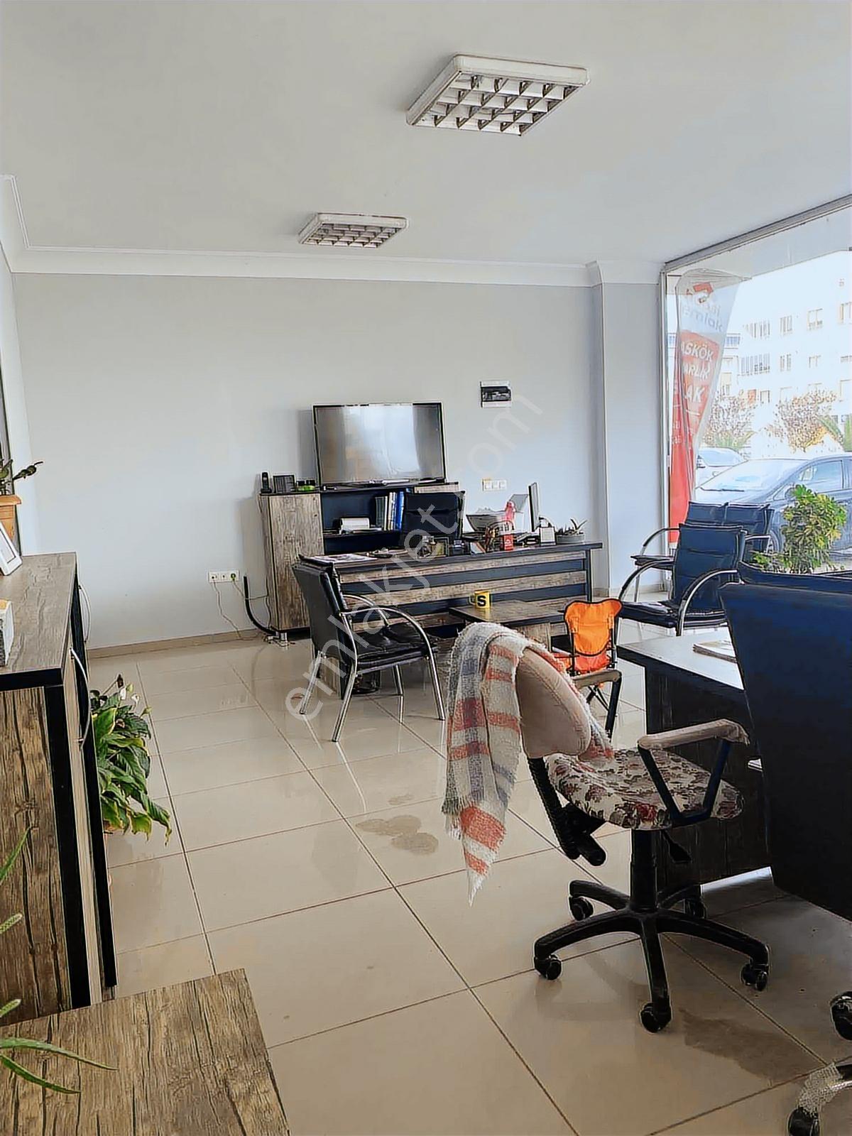 Takasa Açık Tramvaya Cephe 110m2 Dükkan - Görsel 4