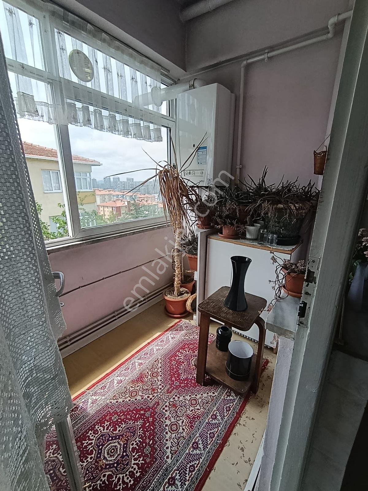 Güzeltepe, Belediye Blokları Kiralık Eşyalı 2+1 Daire - Görsel 19