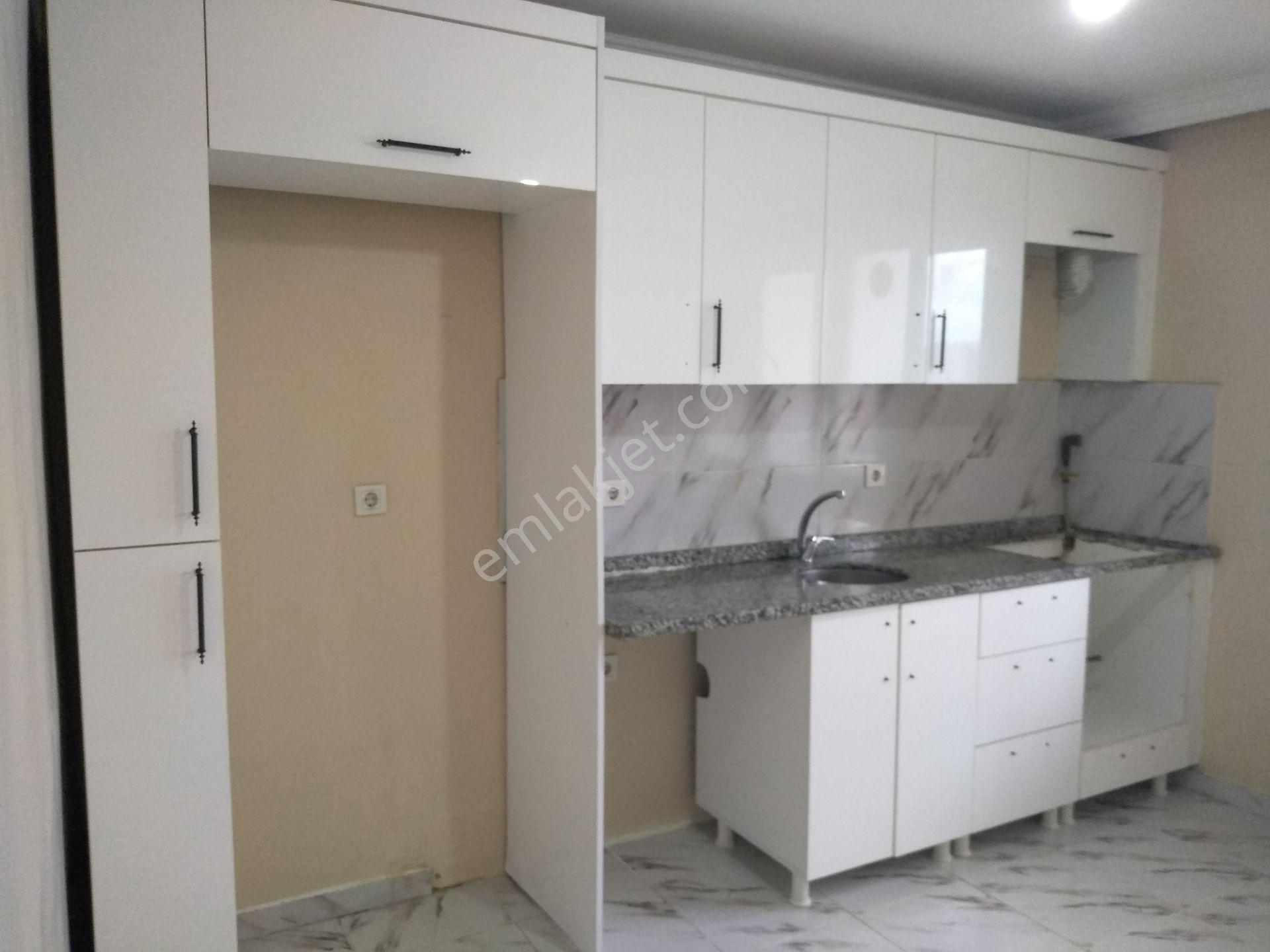Memiş Emlaktan Eyüpsultan Akşemsettin Mah 2+1 100m2 Kiralık Daire - Görsel 2