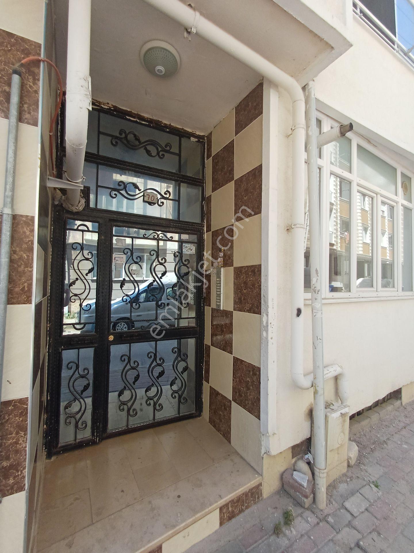 Karakaş Mahallesi Şeref Sokakta 2+1 Eşyalı Daire Kiralıktır - Görsel 7