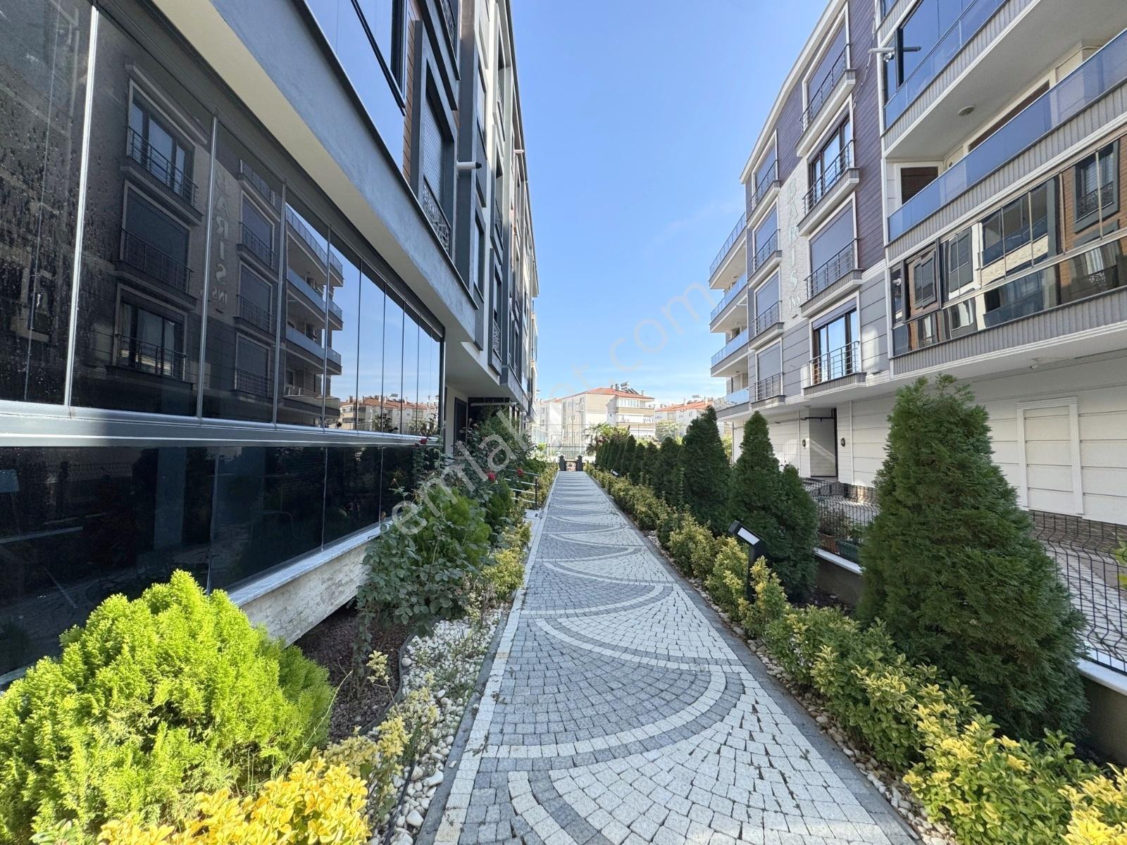 ▀yetkili Güçten İkizçayda Yüzme Havuzlu K.otoparklı Lüx 2+1daire - Görsel 29