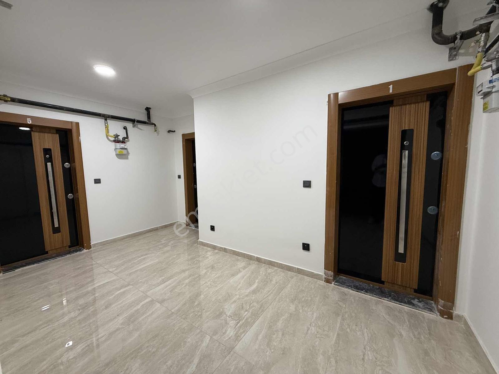 Alaçatı'dan/sıfır Eşyalı/oturuma Hazır/fiber Altyapı 1+1 Kiralık - Görsel 9