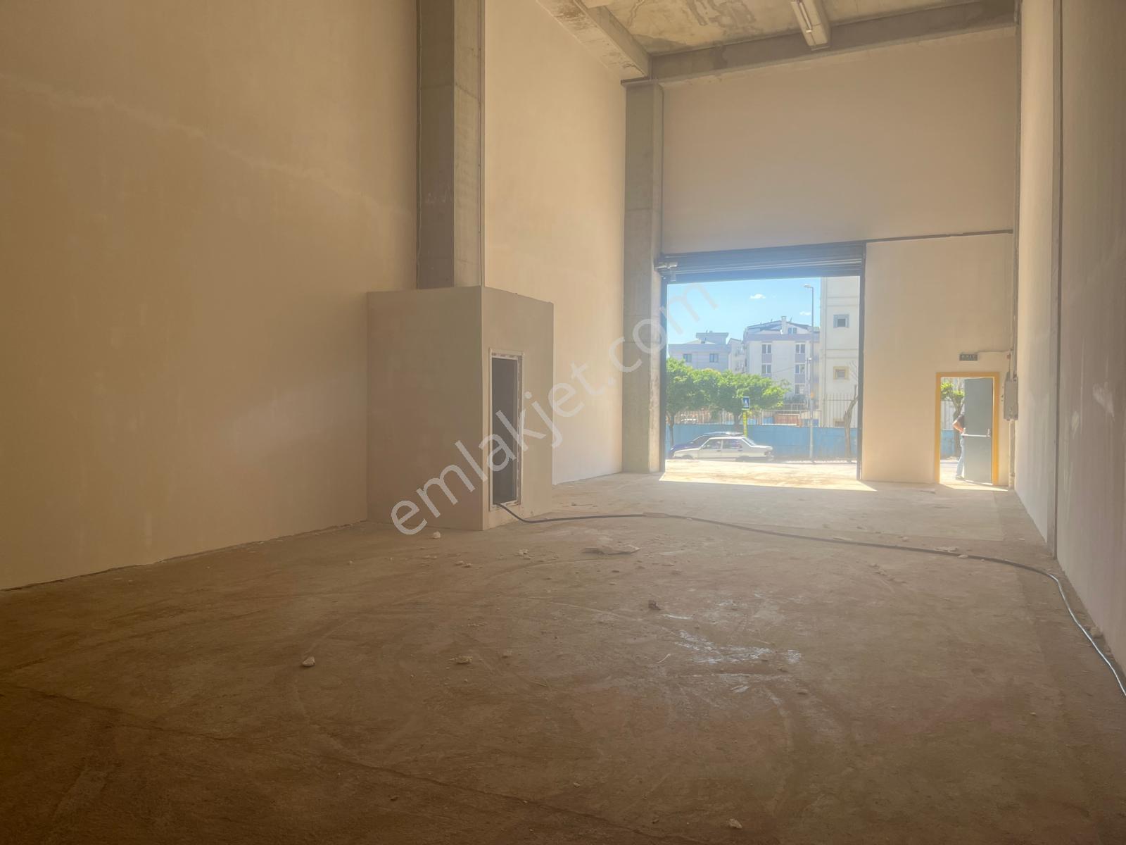 Modsan Sanayi Sitesinde Kiralık 460m2 Cadde Sıfır İmalathane - Görsel 2