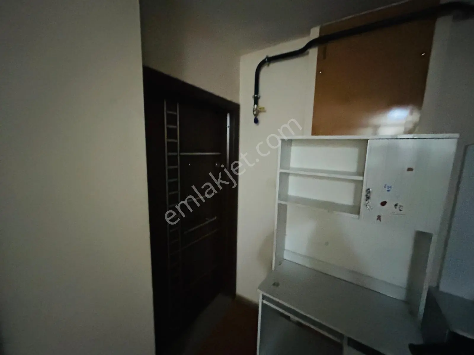 Yüksel'den Altınkum'da Eşyalı Arakat Bakımlı Masrafsız 1+1 Daire - Görsel 24