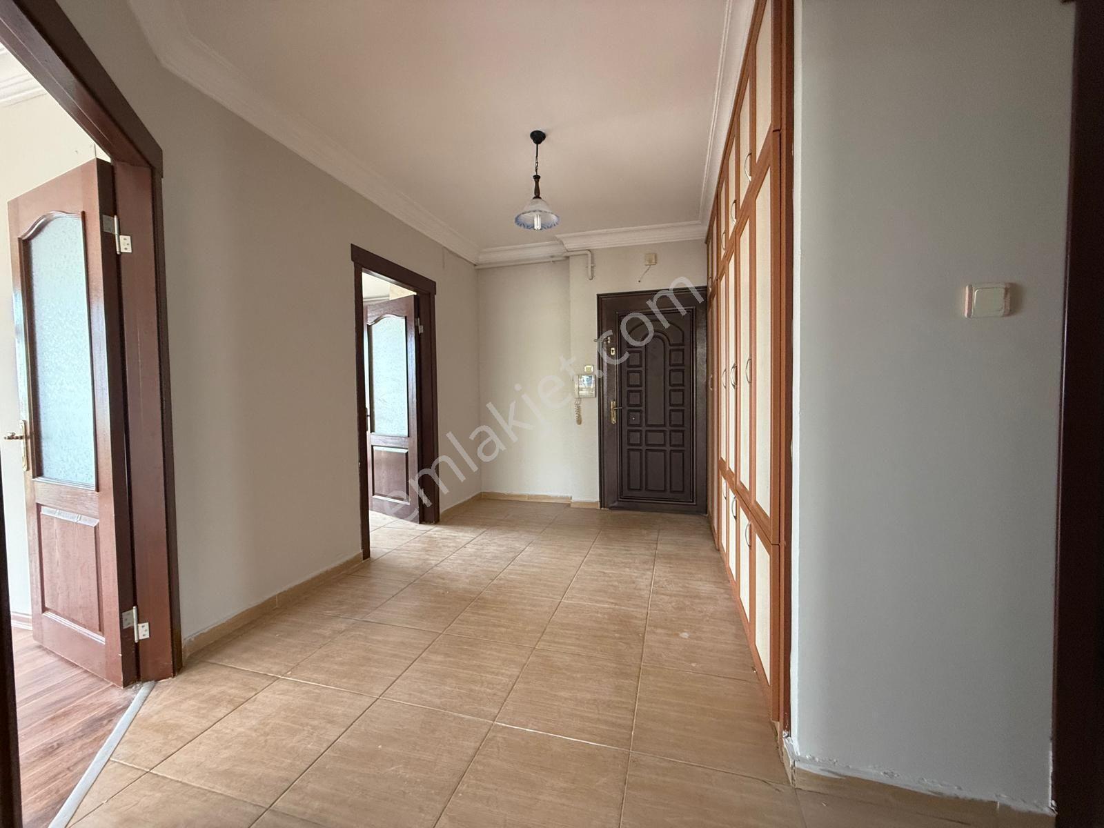 Ellamira’dan Mersin, Yenişehir, Menteş Argün Plaza'da 4+1 Kiralık Daire - Görsel 6