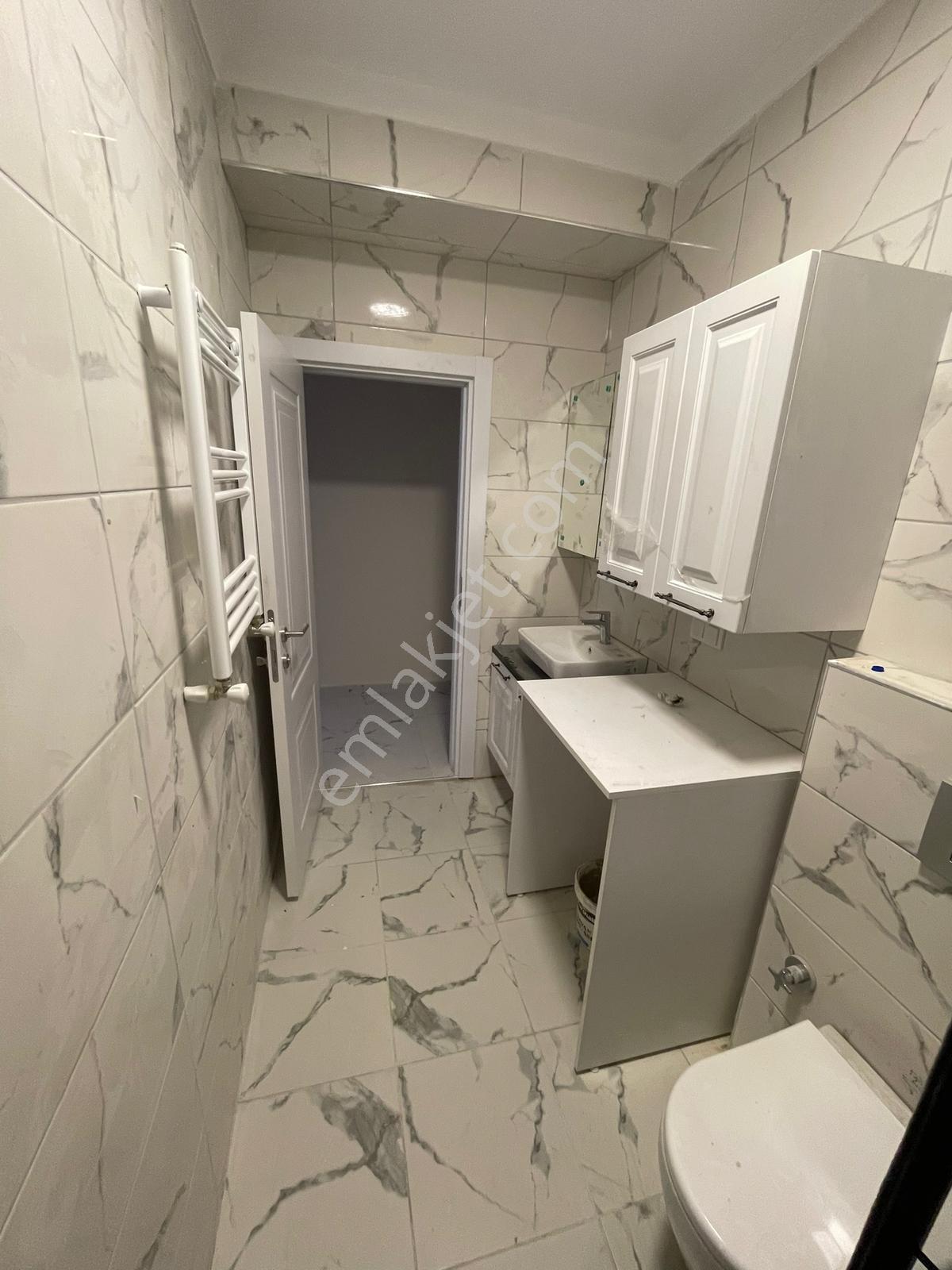 Şehremini Seyit Ömer Mah Yeni Binada 4+1 160m2 Satılık B.katı - Görsel 13