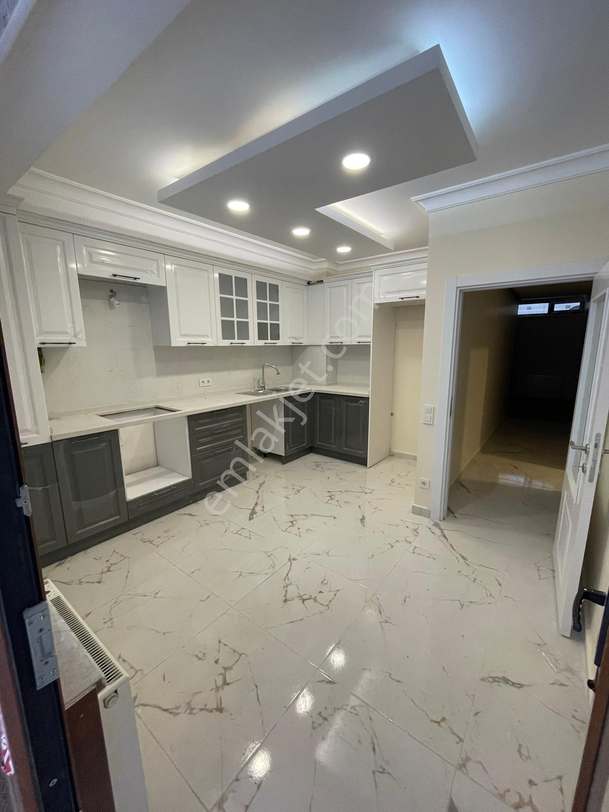 Şehremini Seyit Ömer Mah Yeni Binada 4+1 160m2 Satılık B.katı - Görsel 7