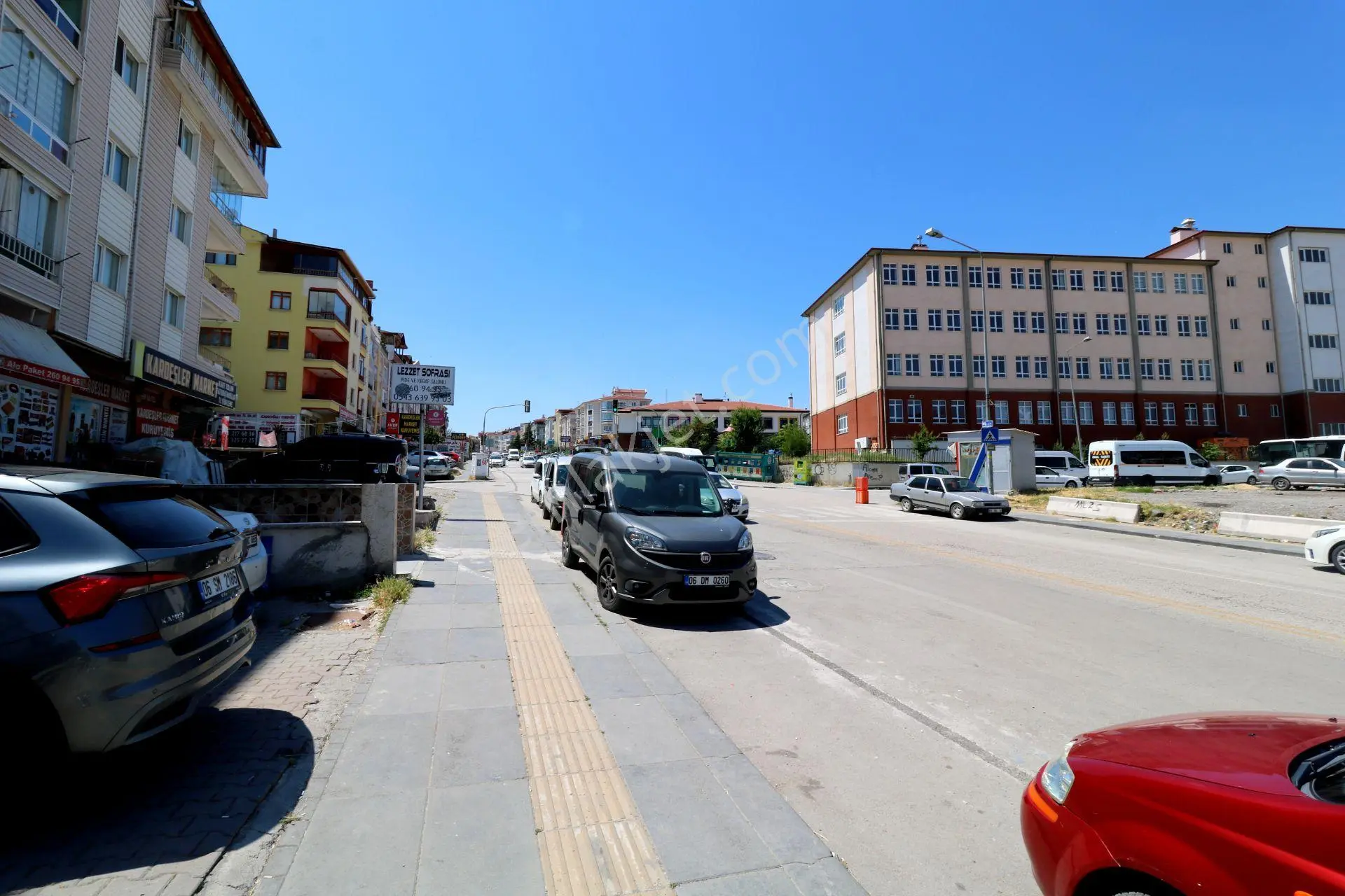 Emre Emlaktan Topçu Mah Cadde Üzerinde Depolu Hazır Kiracılı Geniş Satılık Dükkan - Görsel 5