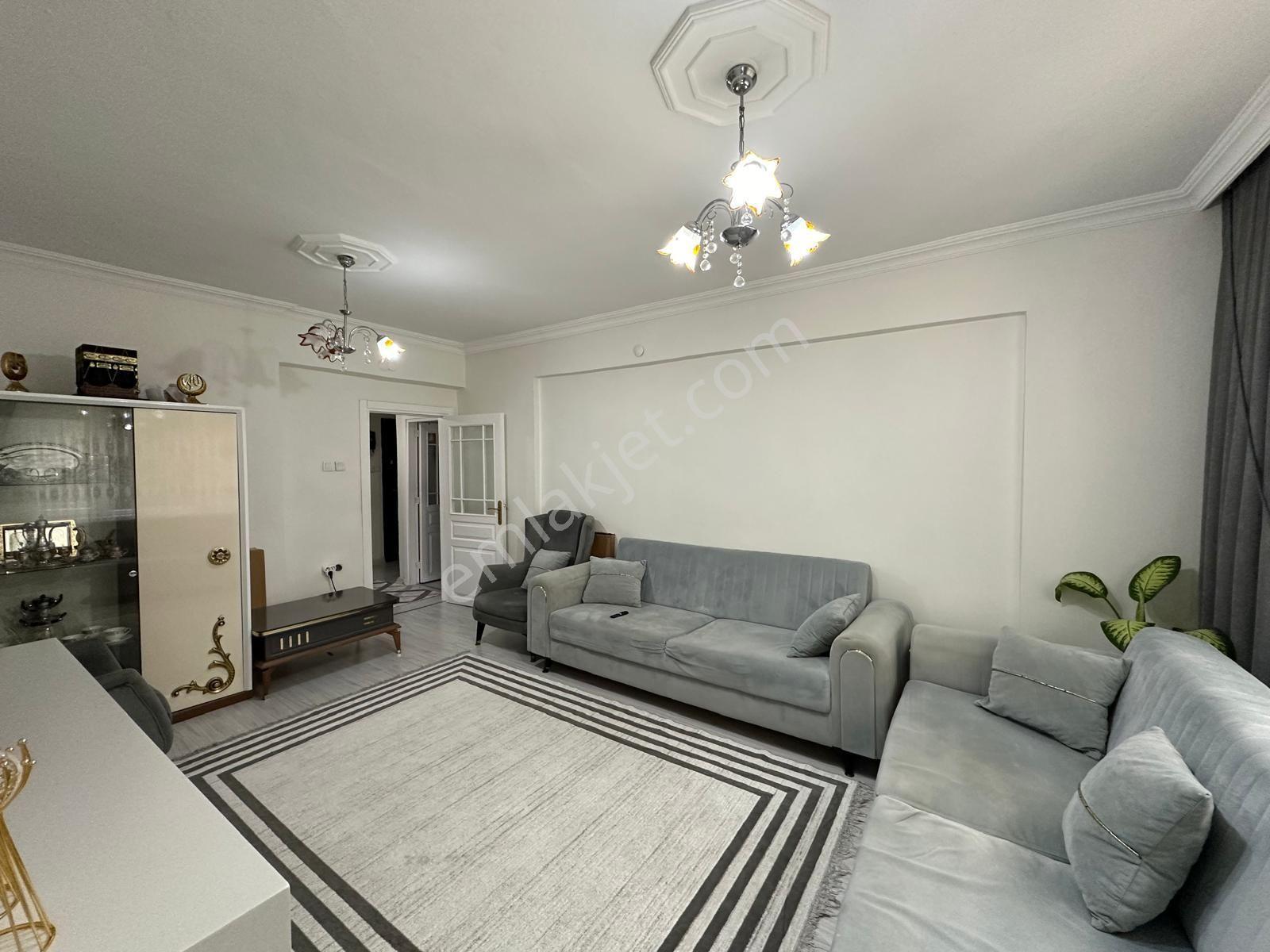 Kartal Uğurmumcu'da Oldukça Kullanışlı 2+1 Kiralık Daire - Görsel 3