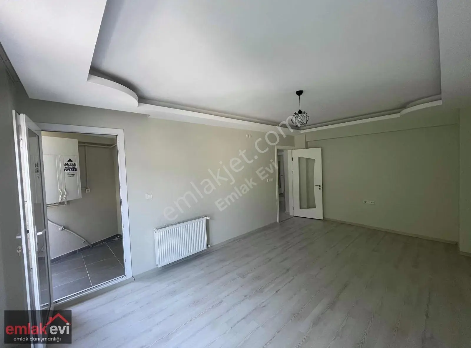 Emlak Evi'nden Köprülü'de 2+1 Ayrı Mutfaklı Kiralık Daire - Görsel 13