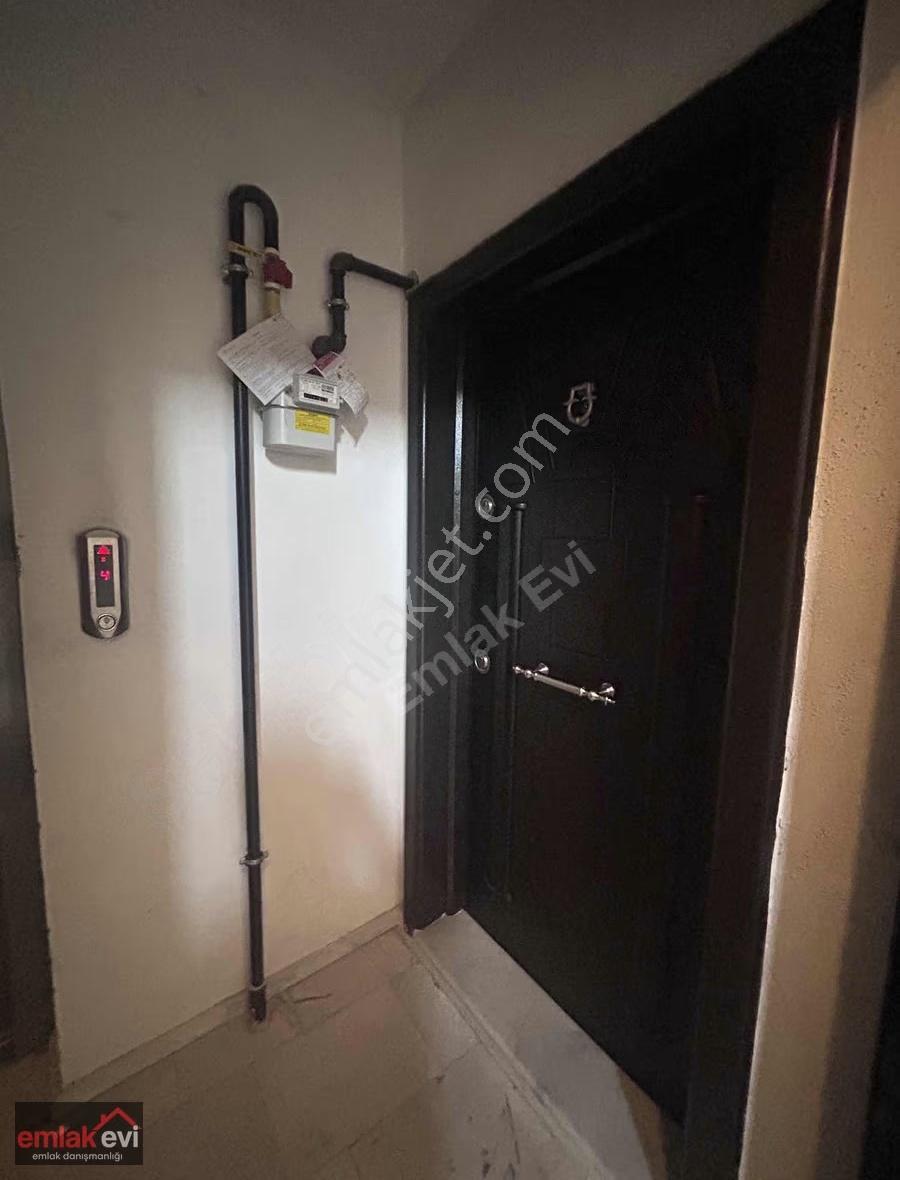 Emlak Evi'nden Girne'de Kombili 3+1 Kiralık Daire - Görsel 8