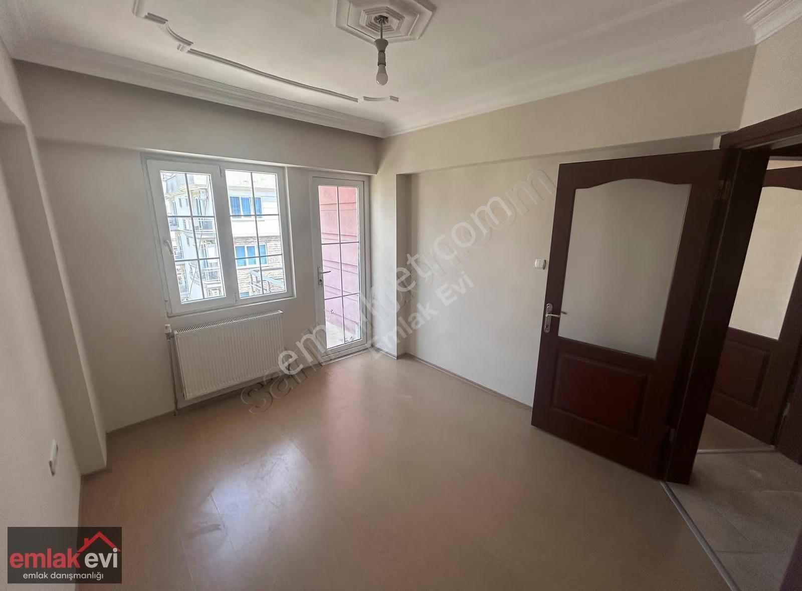 Emlak Evi'nden Girne'de Kombili 3+1 Kiralık Daire - Görsel 27