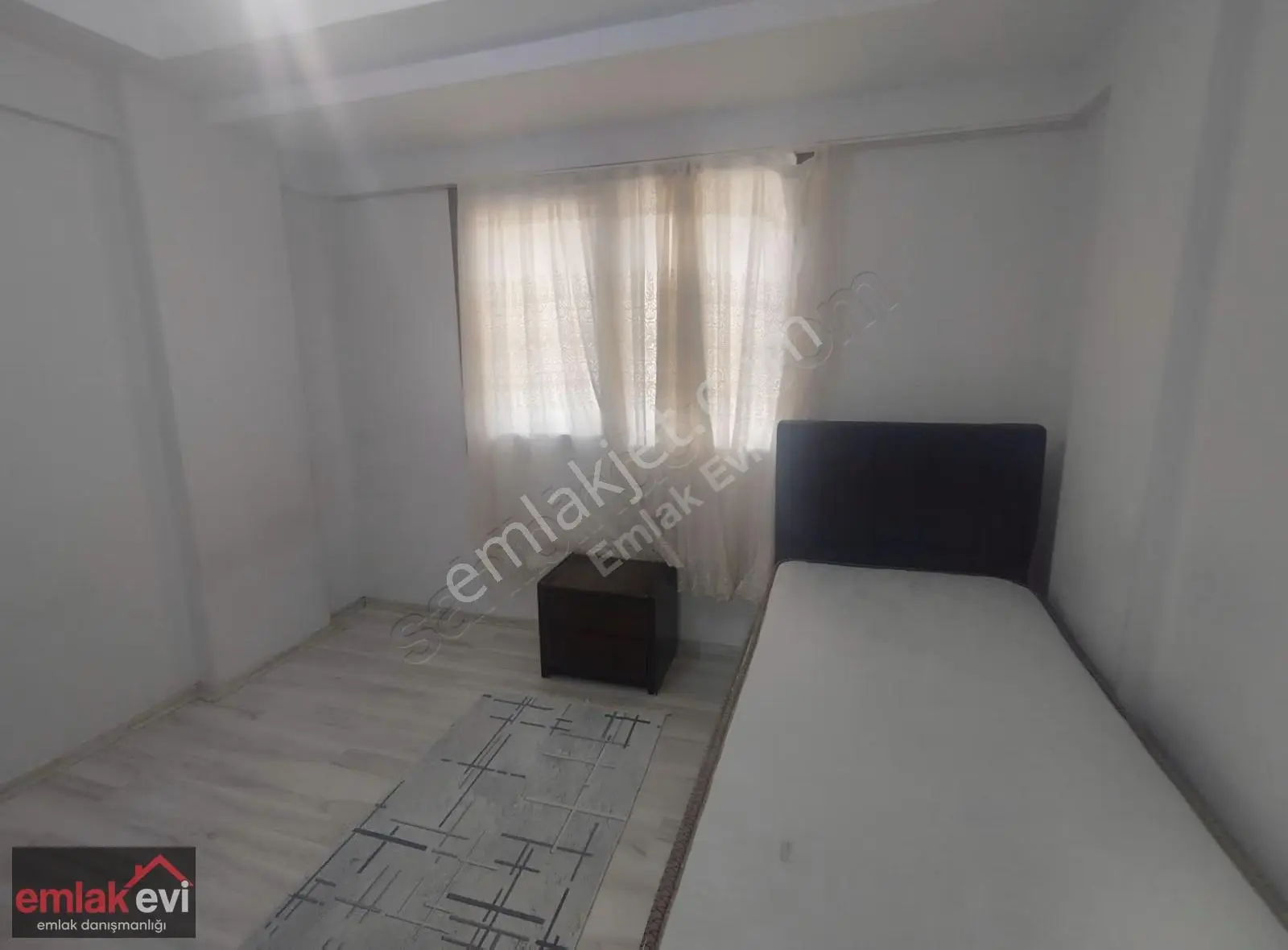 Emlak Evi'nden Zafer De Kiralık Kombili 1+1 Daire - Görsel 5