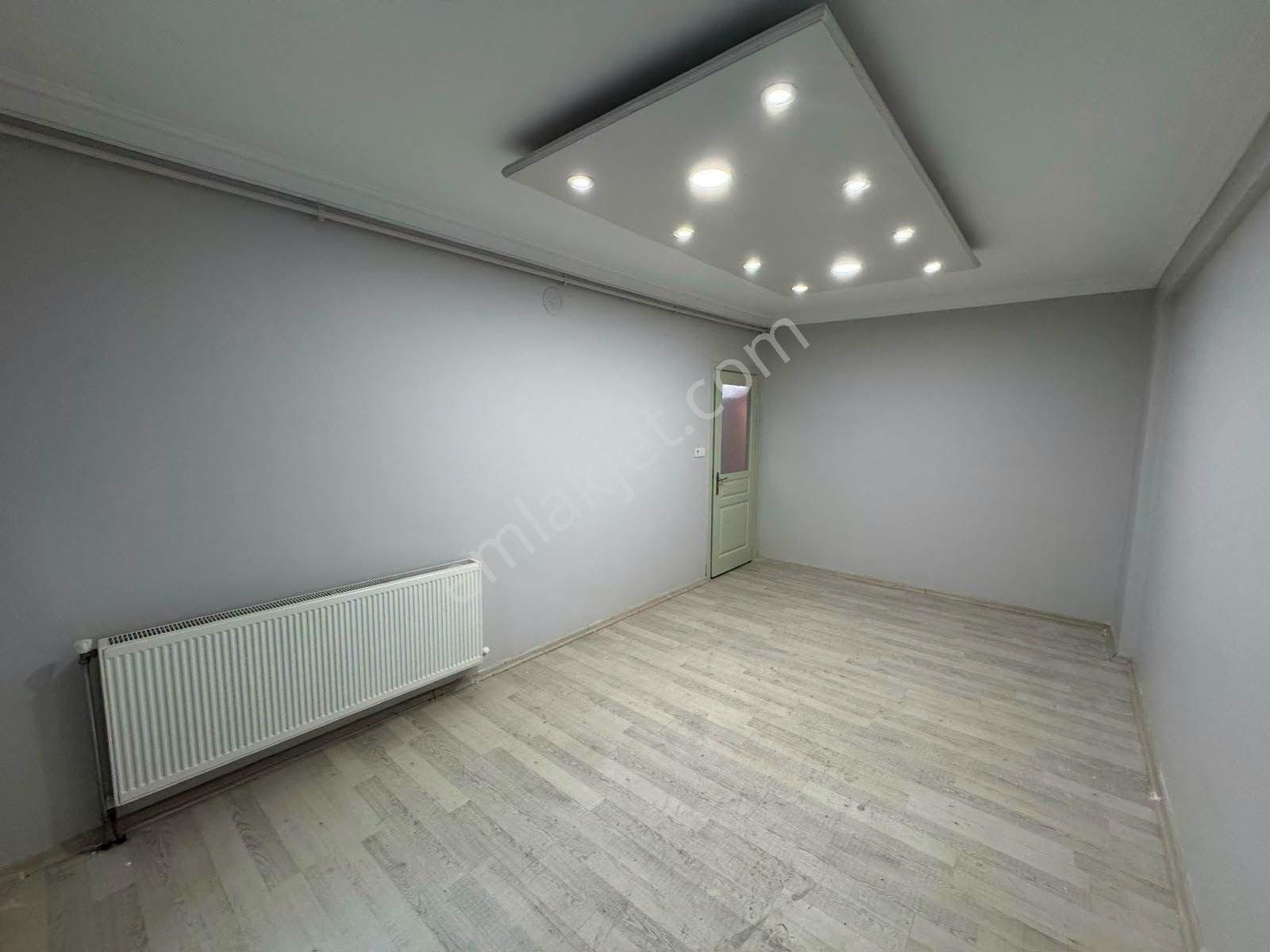 Turgutlu Satılık İstiklal Mah 125m2 + 45m2 3+1 Oda Havuzlu Bahçe Doğalgazlı Yüksek Girişli Daire - Görsel 5