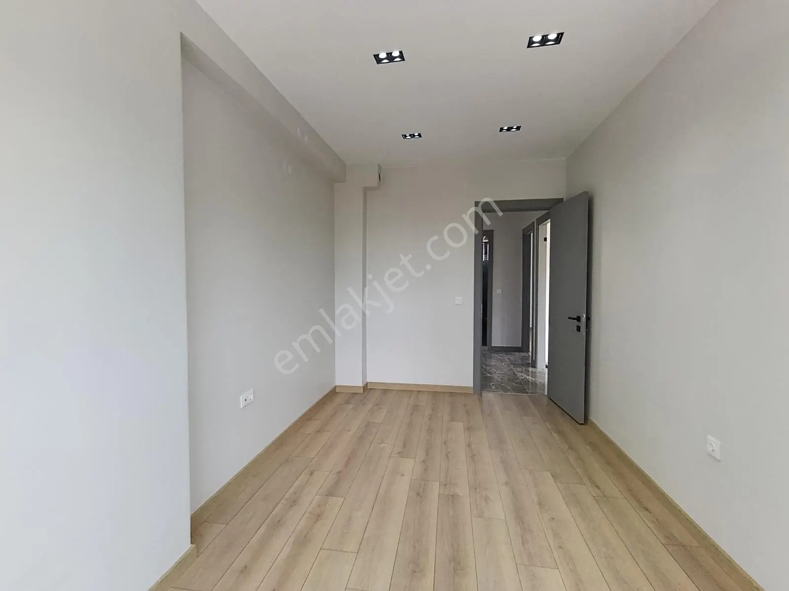 Rw Nest'ten Çamlıca Koru Sk. Gündüz Ökçün Yakını Lüx 3+1 Ara Kat - Görsel 6