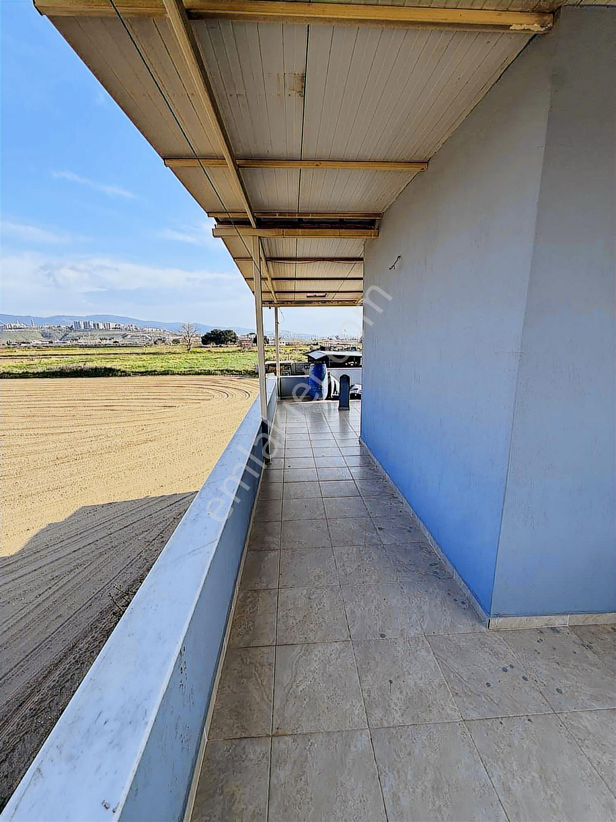 Menemen Ahıhıdırda 10.710 M² Tarla İçinde Ruhsatlı Ev Fırsat - Görsel 32