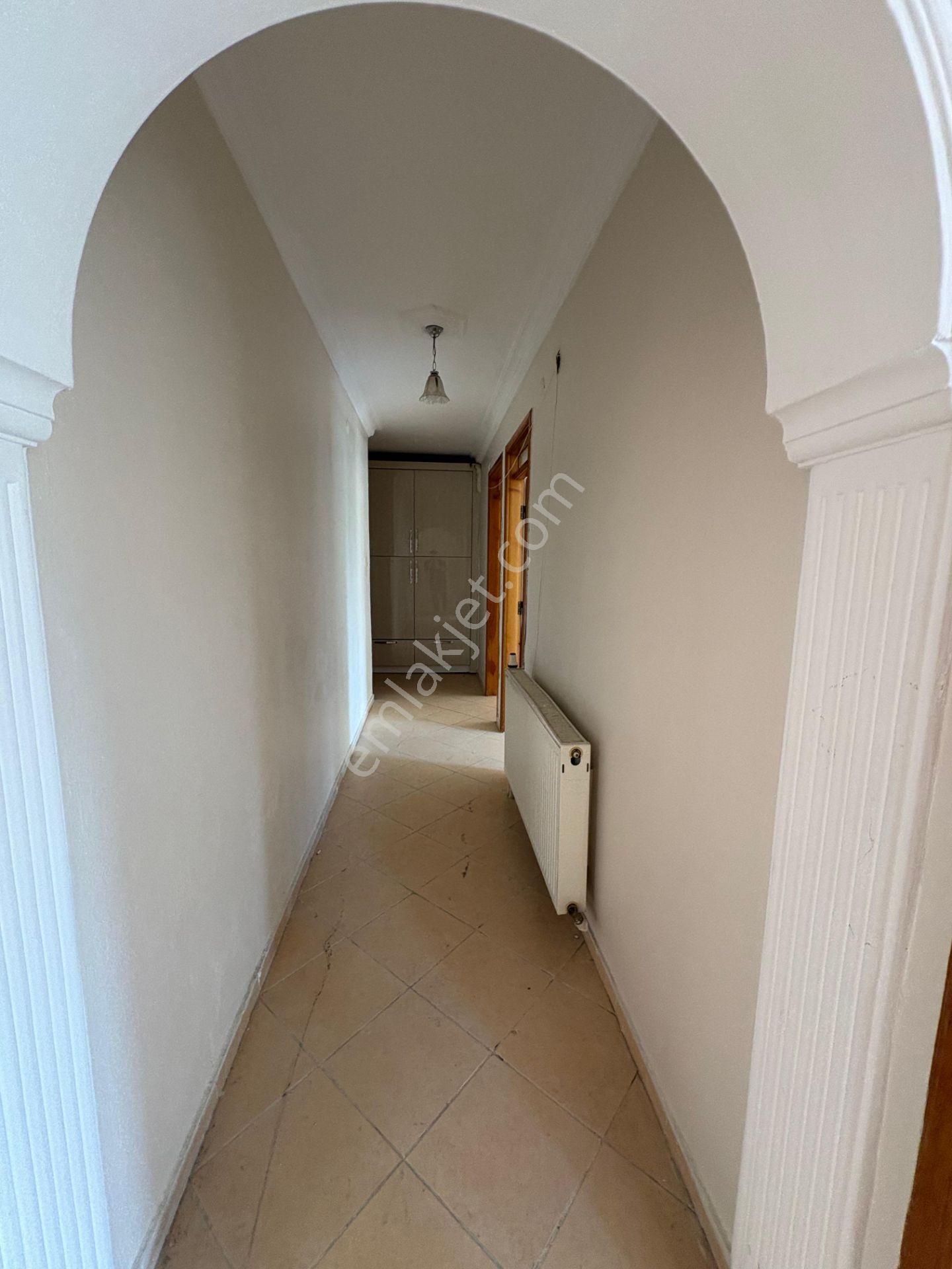 Salihli Cumhuriyet Mah. Kiralık 3+1 Daire (155m²) - Görsel 15
