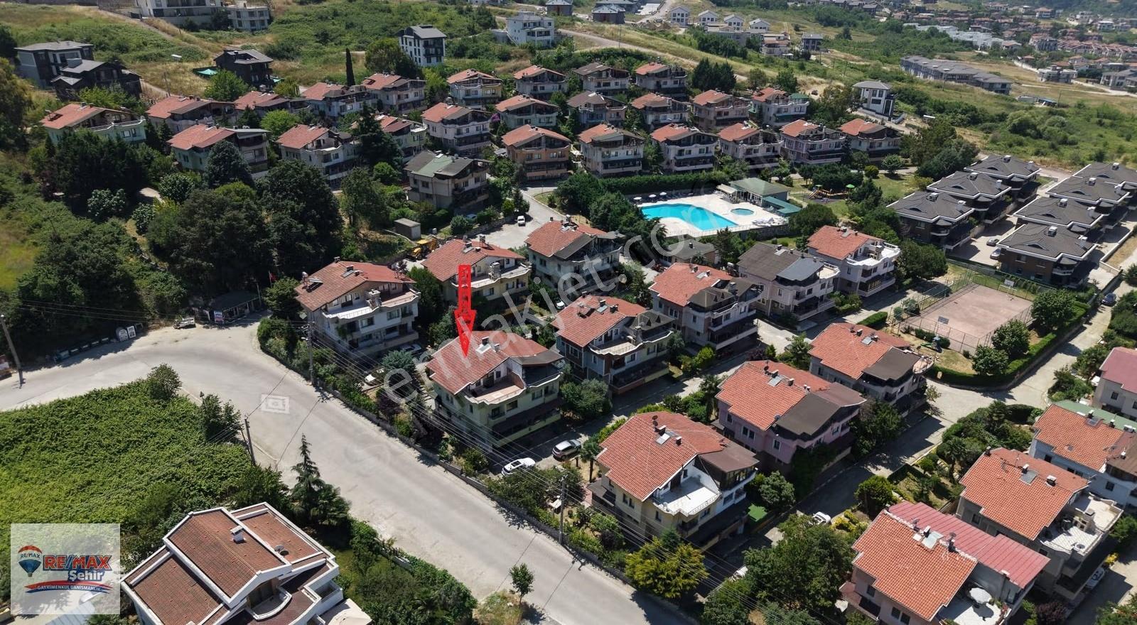 Re/max Şehir'den Doğanın Kalbinde Basın Sitesinde Satılık Villa - Görsel 4