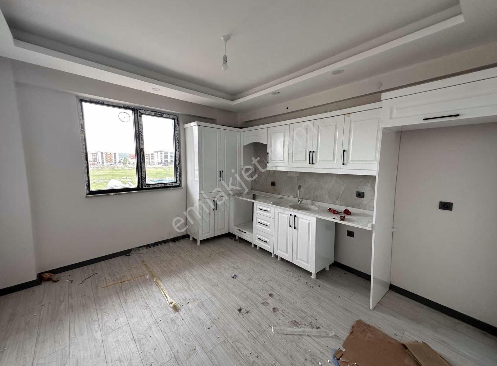 İks Emlaktan Kiralık 2+1 Uygun Daire Emniyet Karşısı - Görsel 6