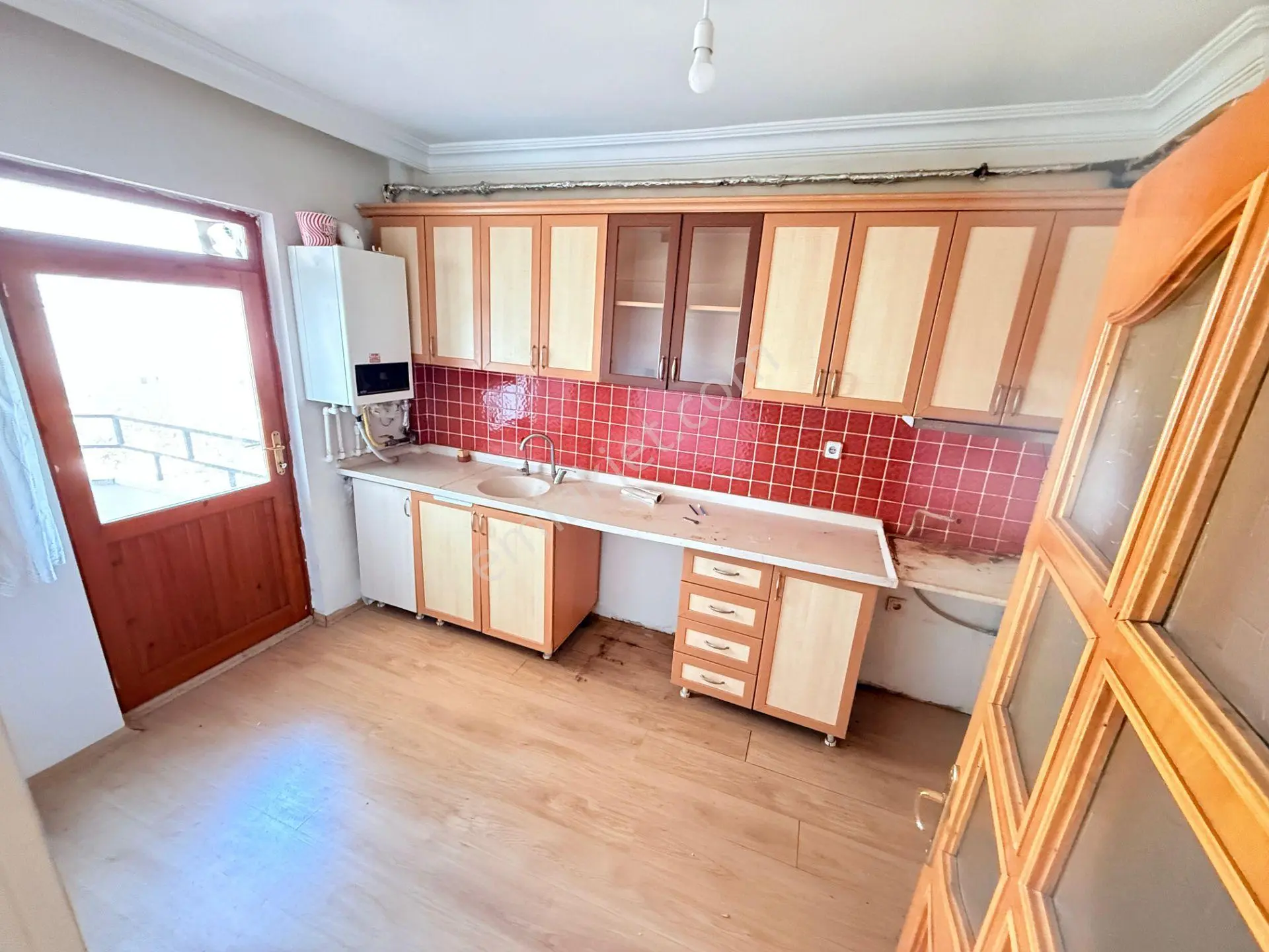 Demirözden Törekent'te Site İçinde Ara Kat Asansörlü 3+1 Daire!! - Görsel 5