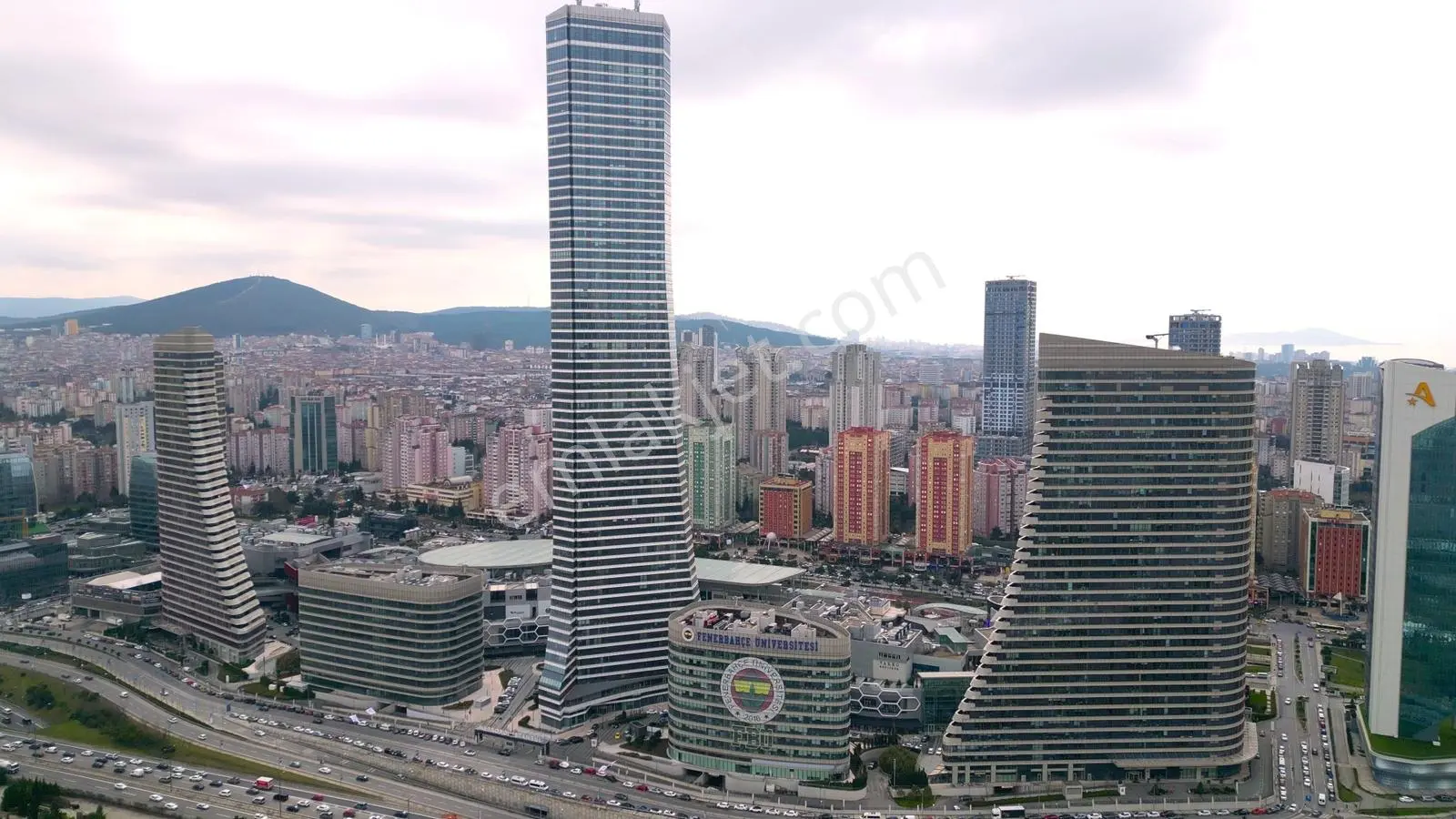 Anka Real Estate / Metropol İstanbul 1+0 Kiralık Ofis