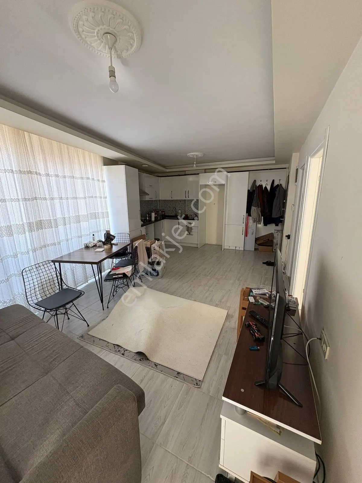 *mutlu Emlaktan Atatürk Mahallesinde 1+1 Kiralık Daire*