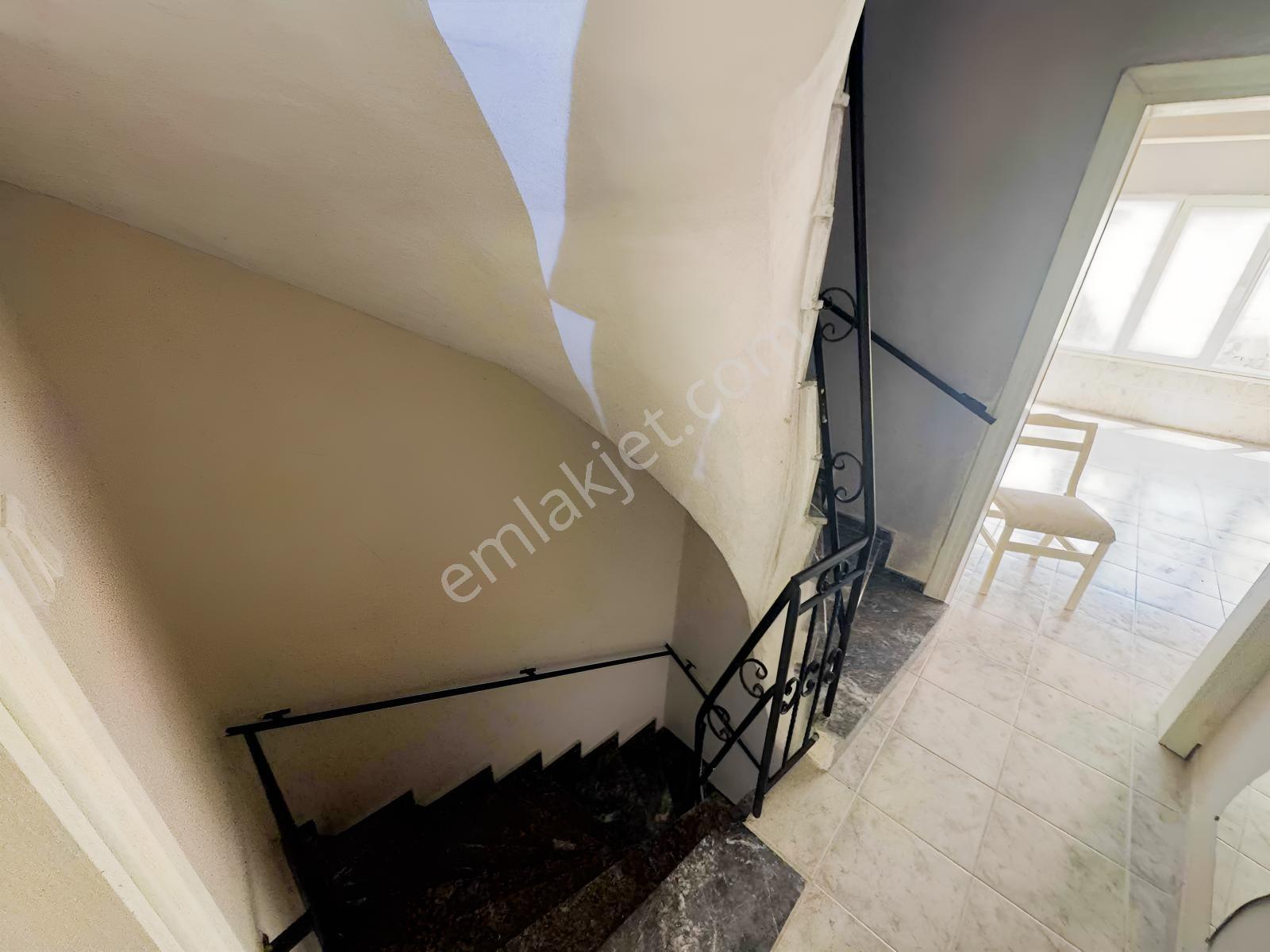 Güçlü Kardeşler Denize 150 Metre Fırsat 3+1 İkiz Villa - Görsel 13