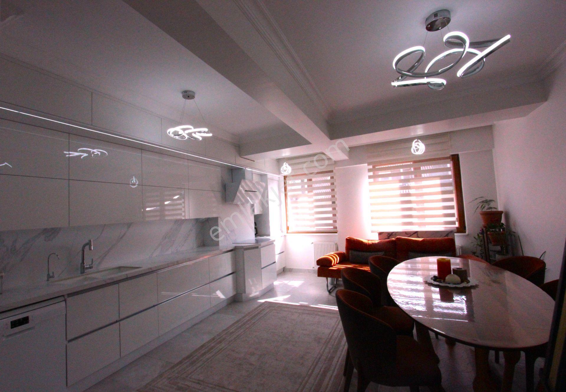 Gaziosmanpaşa Merkez'de 4+1 Geniş Ve Bakımlı Satılık Daire - Görsel 8