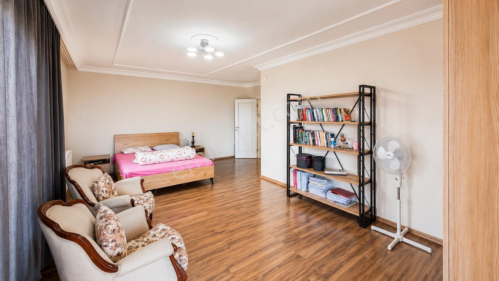 Çınarcık Koru'da Havuzlu Müstakil Deniz Manzaralı Satılık Villa - Görsel 4