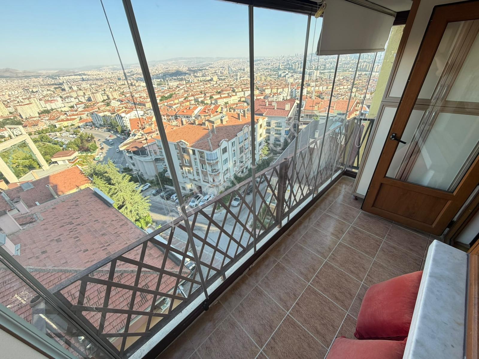 Ankara Manzaralı 1. Kat Masrafsız 3+1 Full Eşyalı Daire !!! - Görsel 9