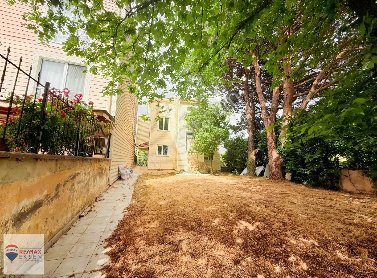 Beykoz Kılıçlı'da Doğayla İç İçe Satılık Bahçeli Müsatakil Villa - Görsel 33