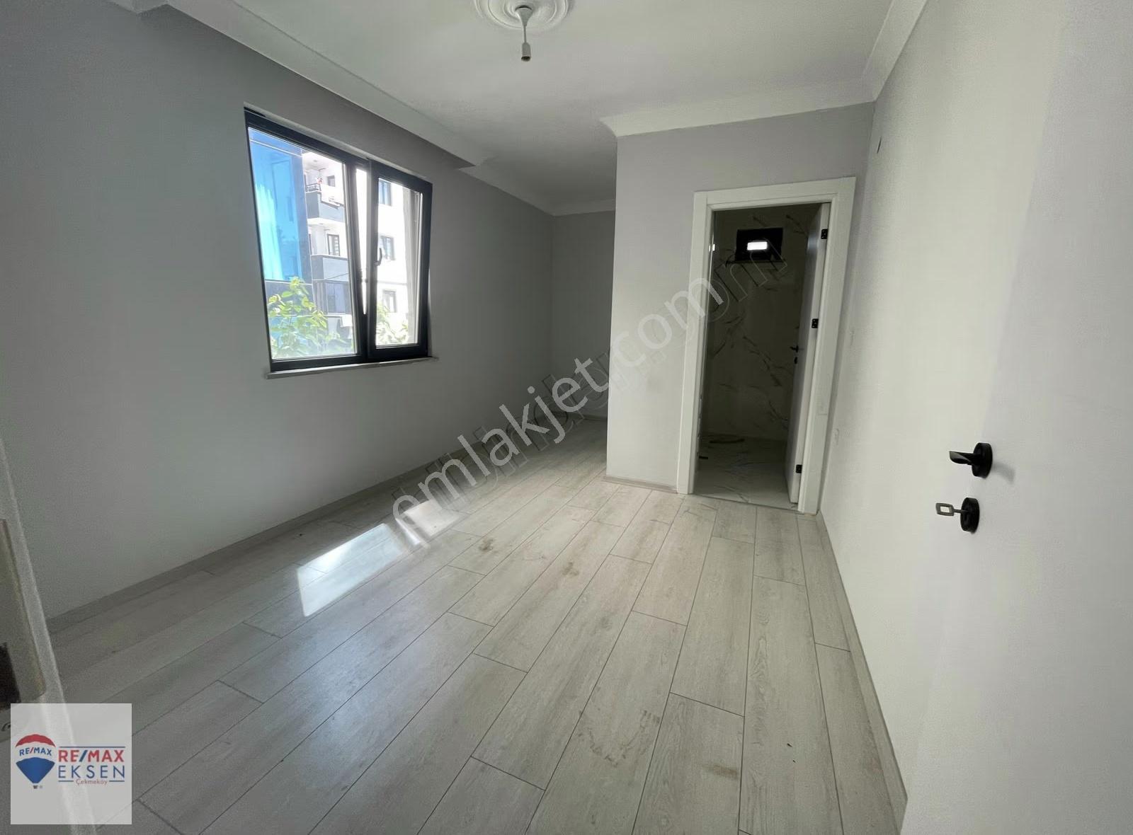 Çekmeköy Sultançiftliği Mah De Satılık Orman Cepheli 2+1 Daire - Görsel 3