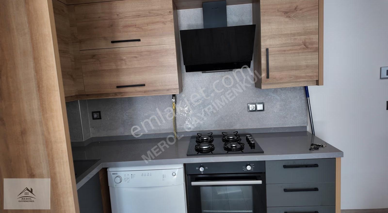 Bayraklı Seyirtepe'de Eşyalı 1+1 Yeni Daire - Görsel 25