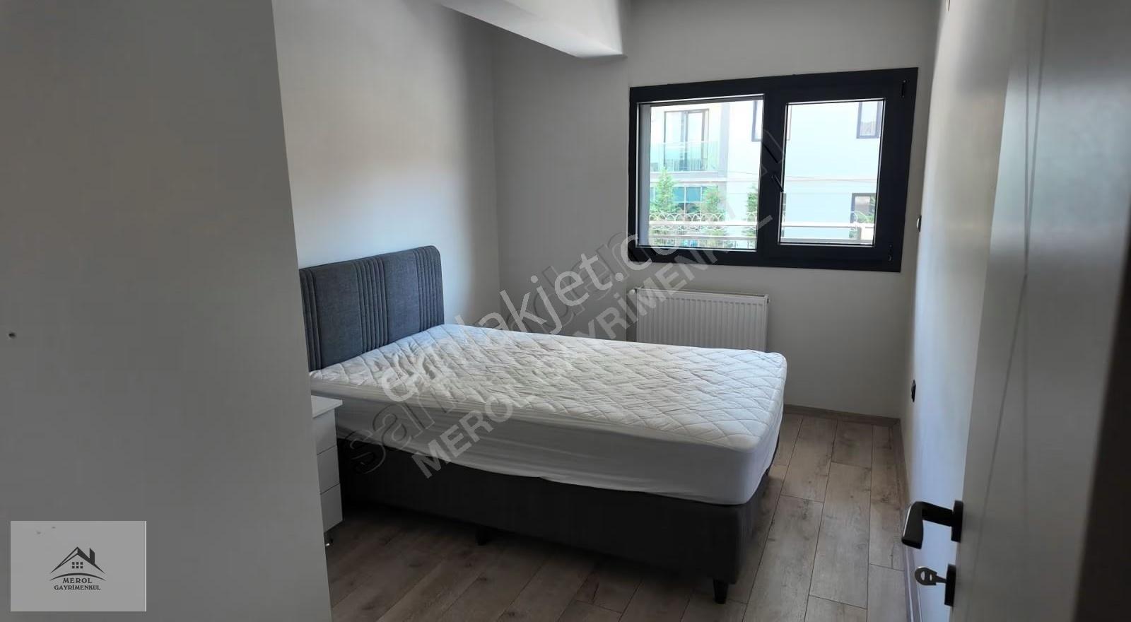 Bayraklı Seyirtepe'de Eşyalı 1+1 Yeni Daire - Görsel 21