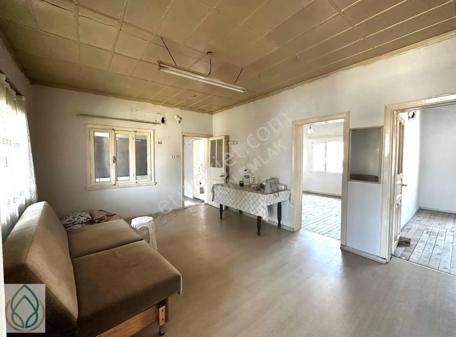 Serintepe Mahallesinde Satılık 2+1 Daire