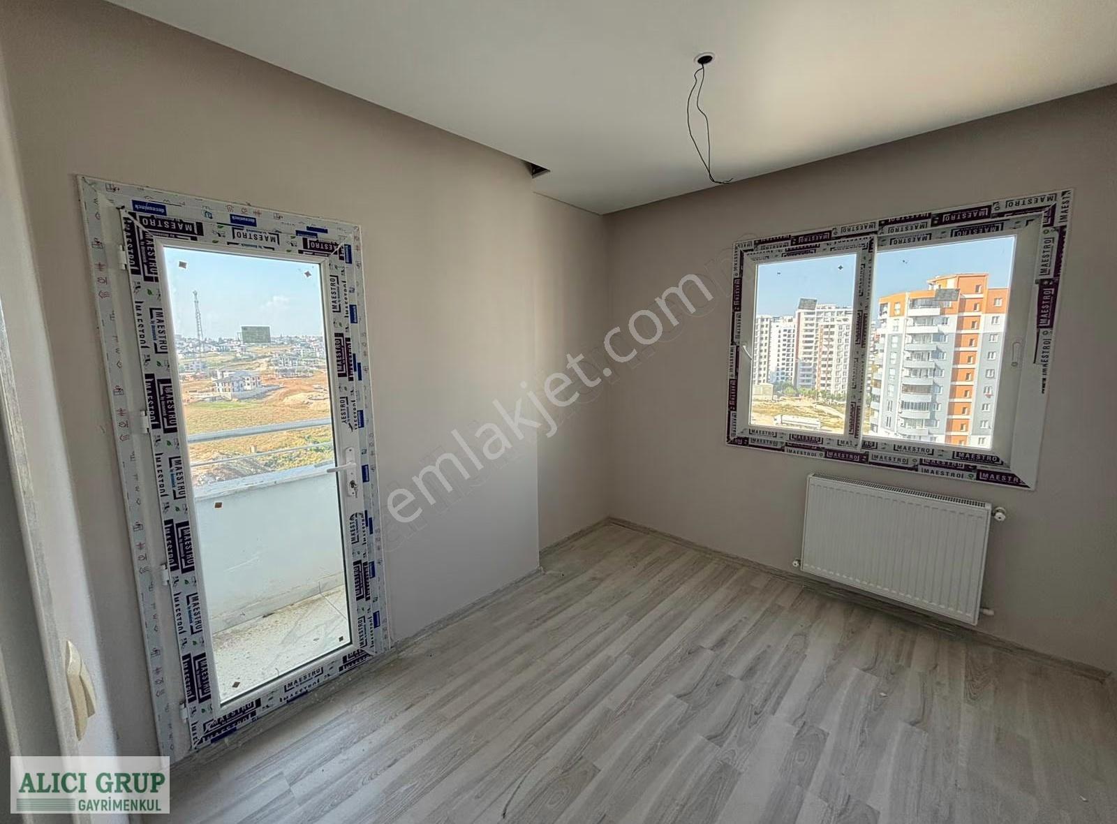 Cadde Üzeri Kombili Kiralık 3+1 Daire - Görsel 5