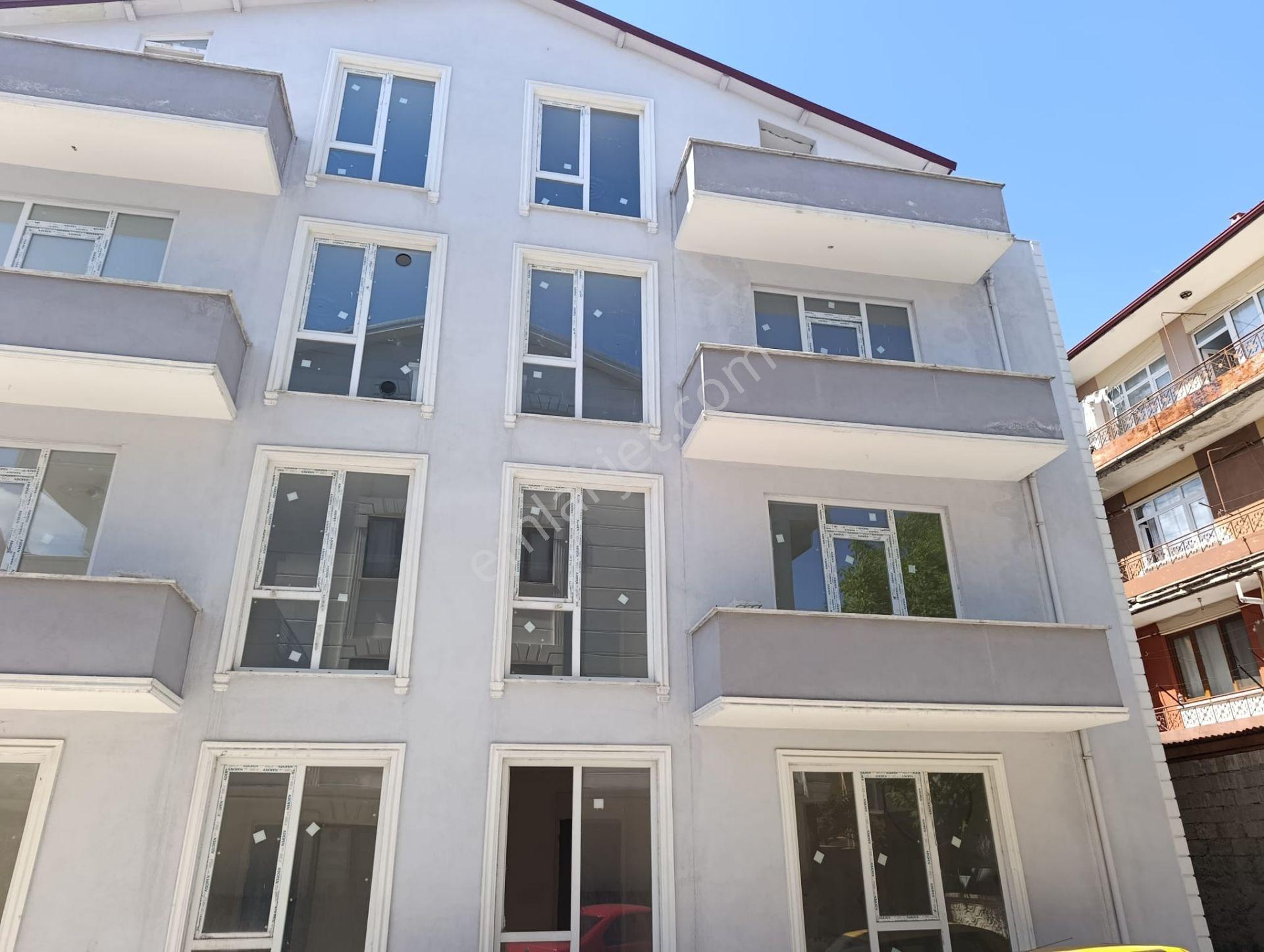 İzmit Mehmetali Paşa Mah. Manzaralı Önü Kapanmaz 4+1 Çatı Dublex