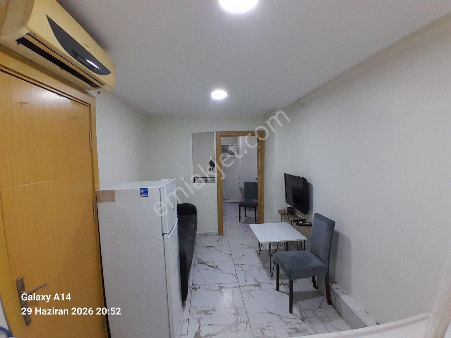 Mavibulvarda Duygu Cafe Arkasında Eşyalı Kiralık 1+1 - Görsel 8