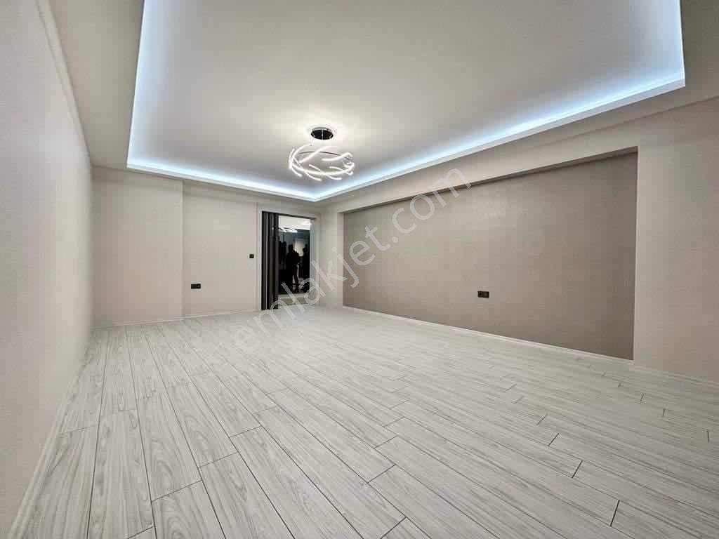 Yüce 'den Sarayın Meydanında 4+1 Alttan Isıtma Ultra Lüx Kiralık - Görsel 6