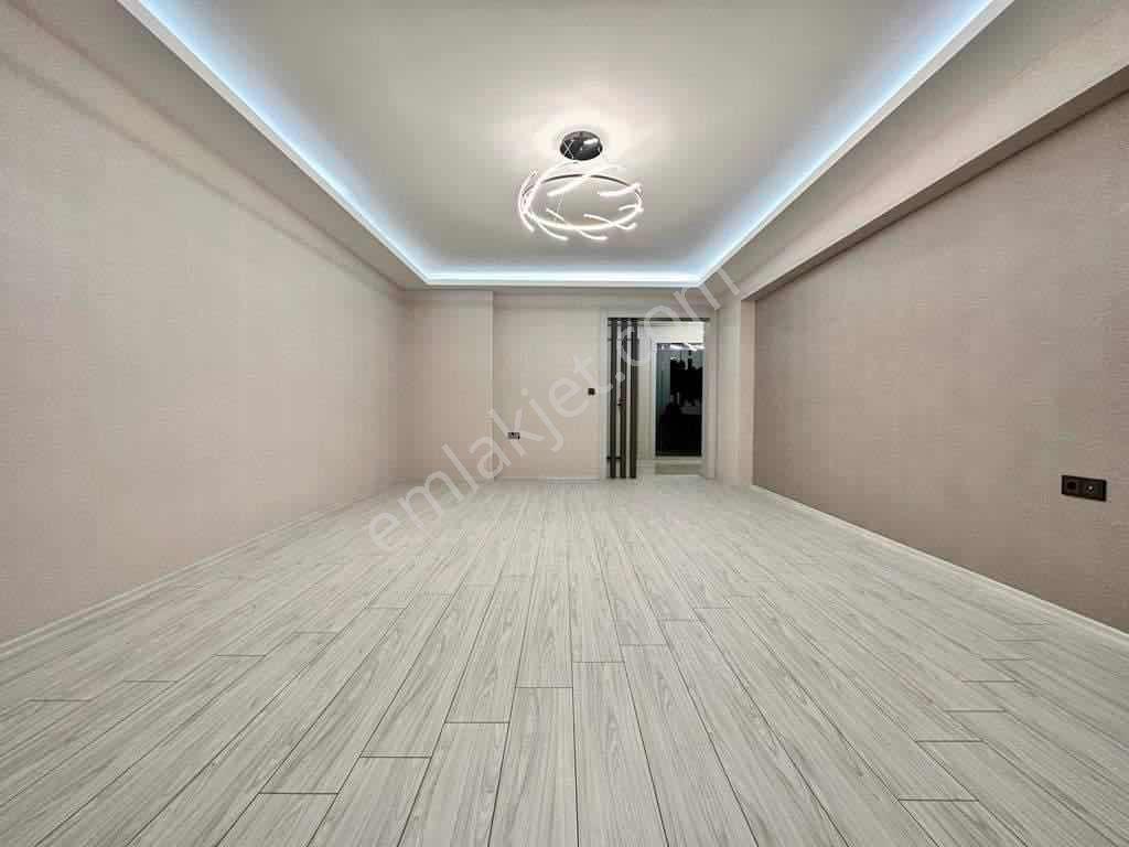 Yüce 'den Sarayın Meydanında 4+1 Alttan Isıtma Ultra Lüx Kiralık - Görsel 8