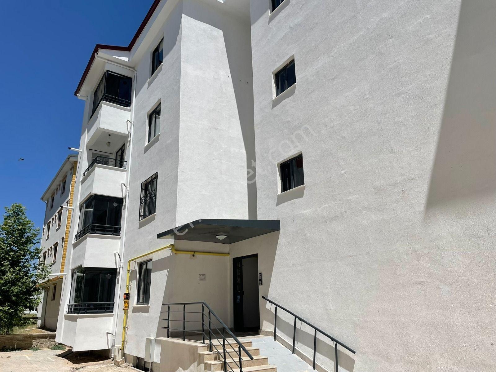 Ataşehir'de Harika Konumda Eşyalı Kiralık 1+1 Daire - Görsel 26