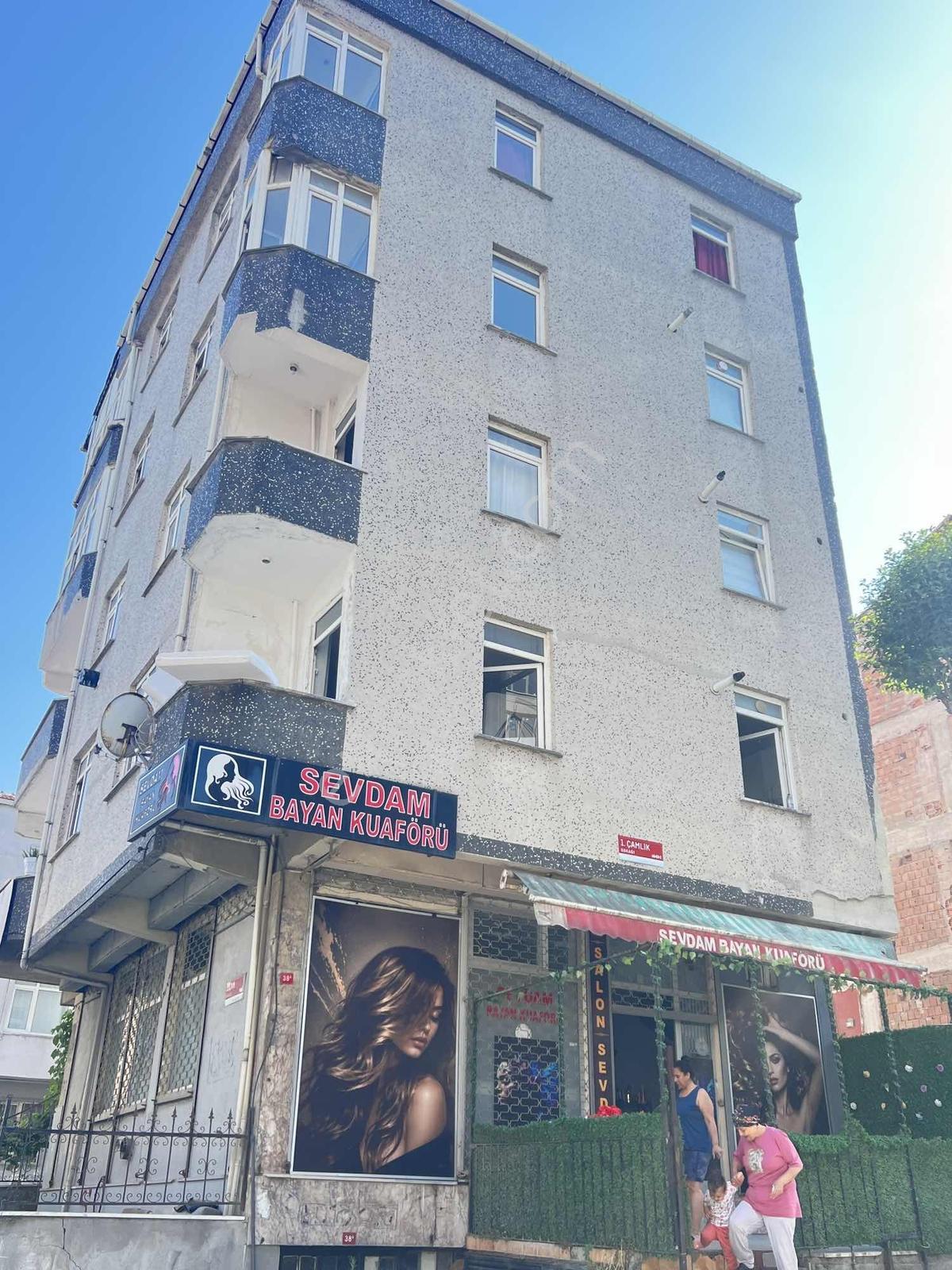 Halkalı Merkezde Satılık Bina - Görsel 2