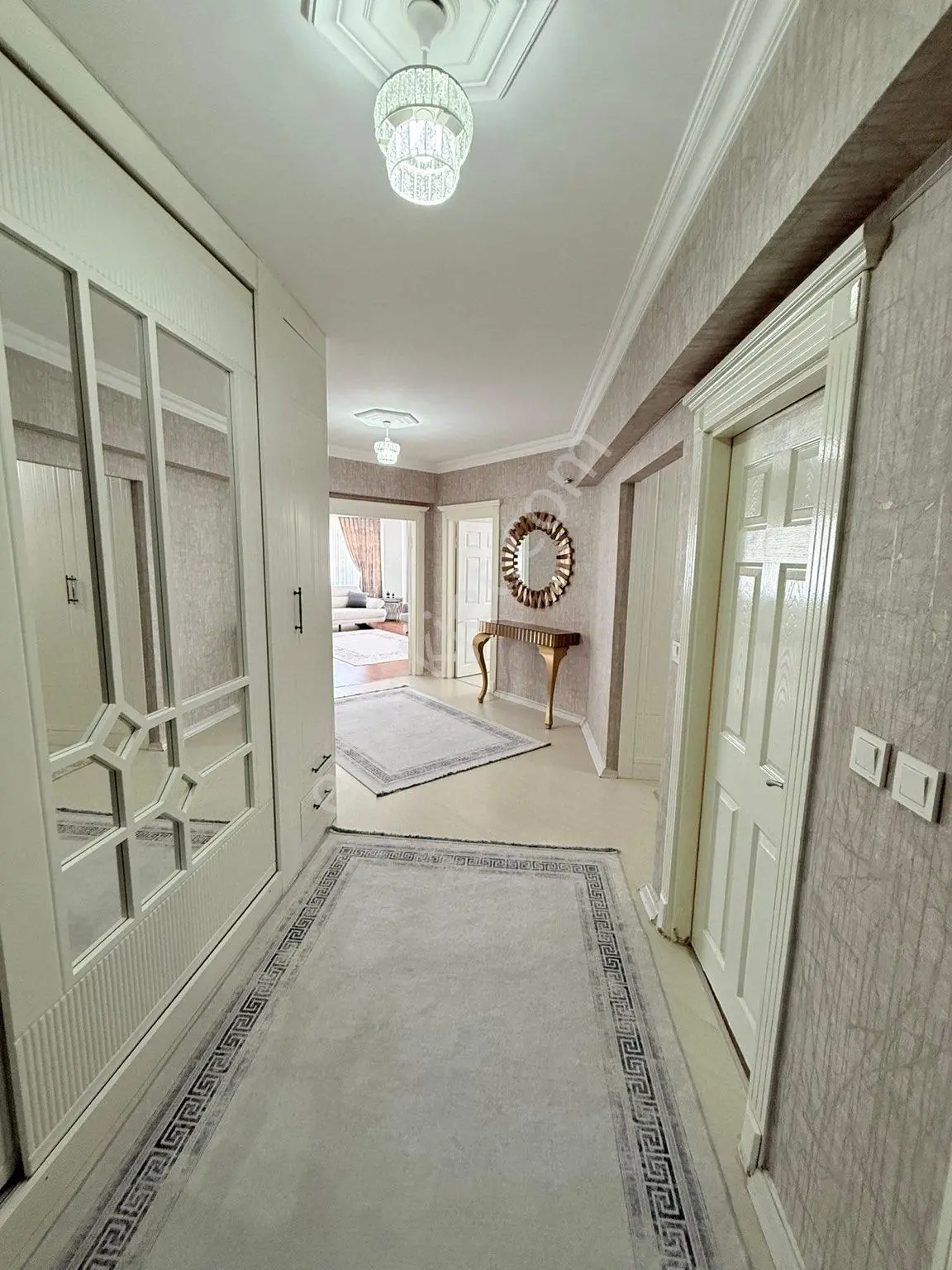 Dünya Kavşağı Civarı Acil Satılık Daire