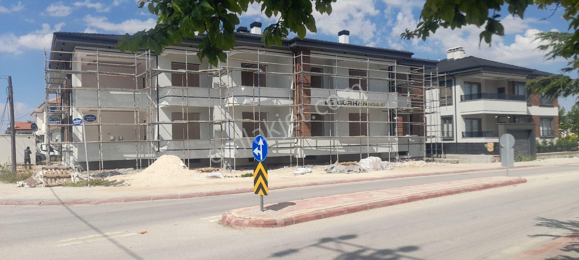 Sahibinden Harmancık Mahallesinde Köşe Başı 3+1 Daire - Görsel 2