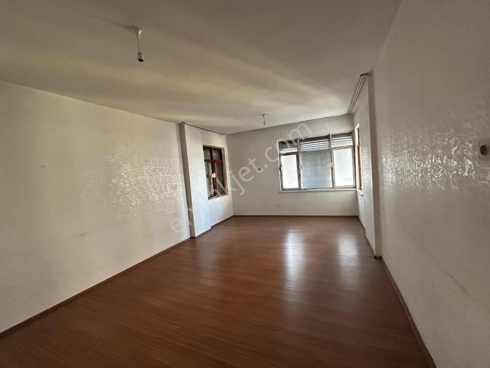 Düdenbaşı Mah De Doğ Sel Sitesinde Ara Kat Asansörlü 2+1 Kiralık - Görsel 6